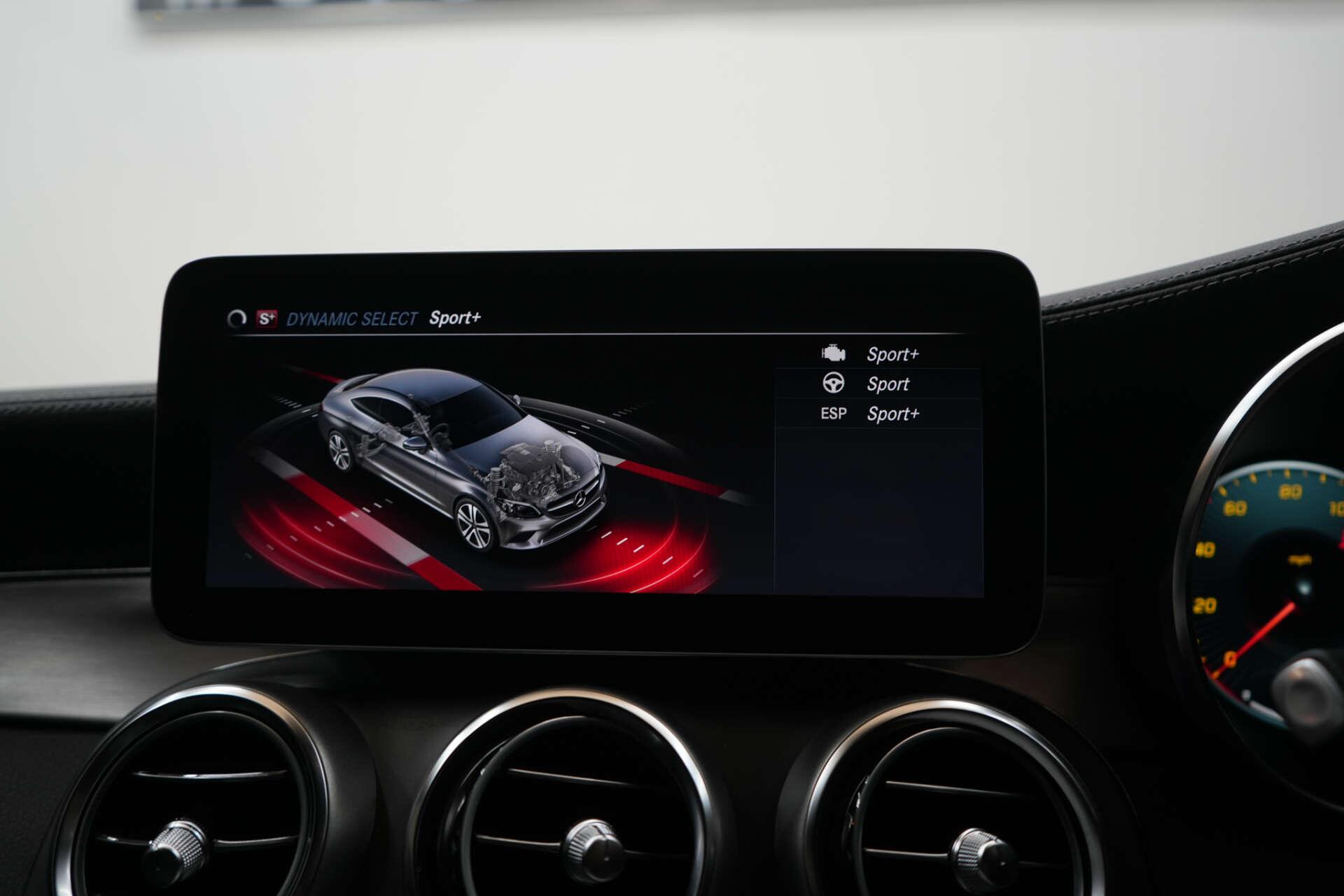 Mercedes-Benz C Class view 26