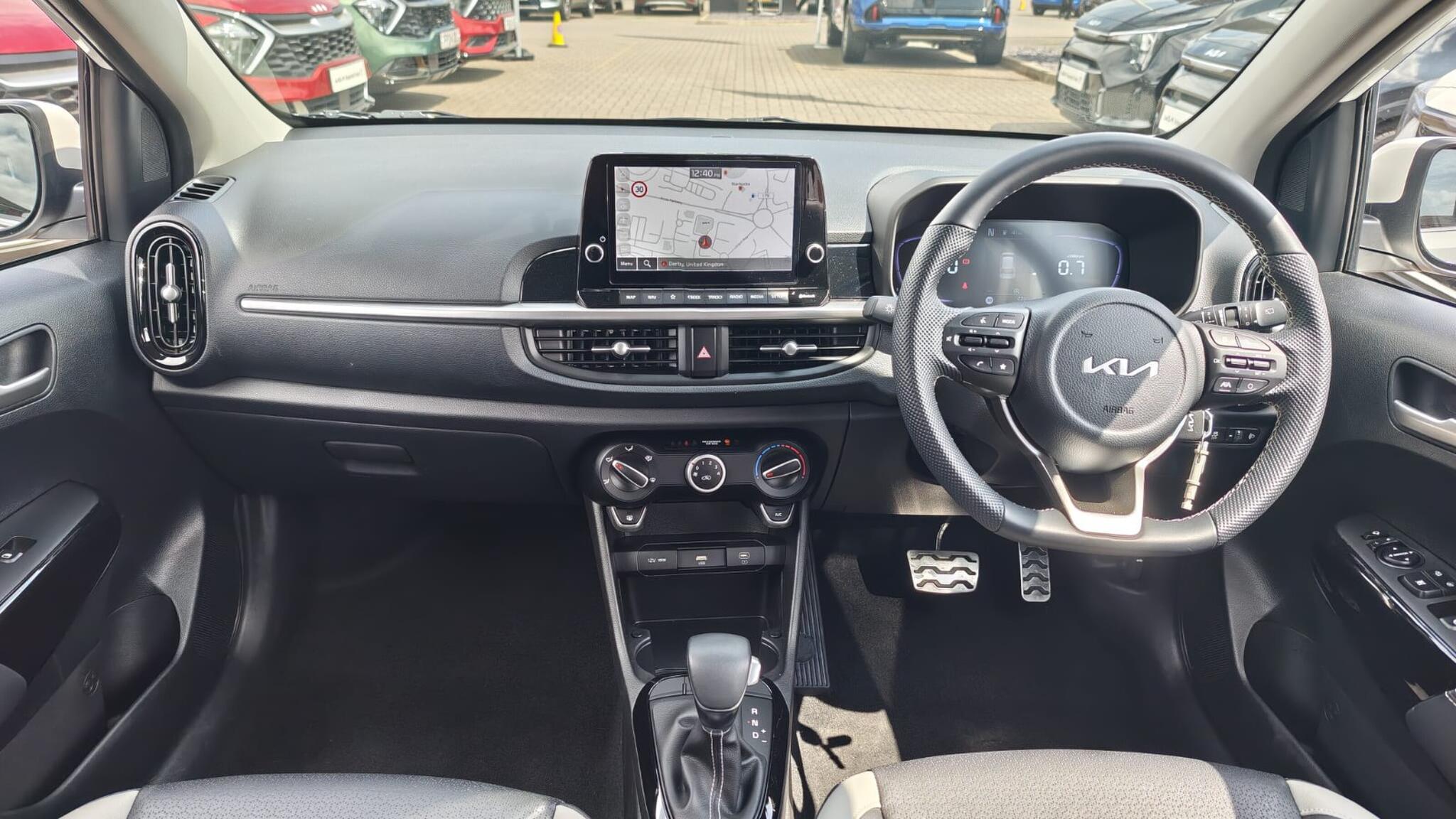 Kia Picanto view 11