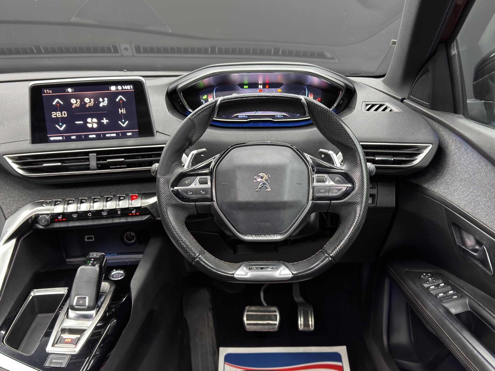 Peugeot 3008 view 17