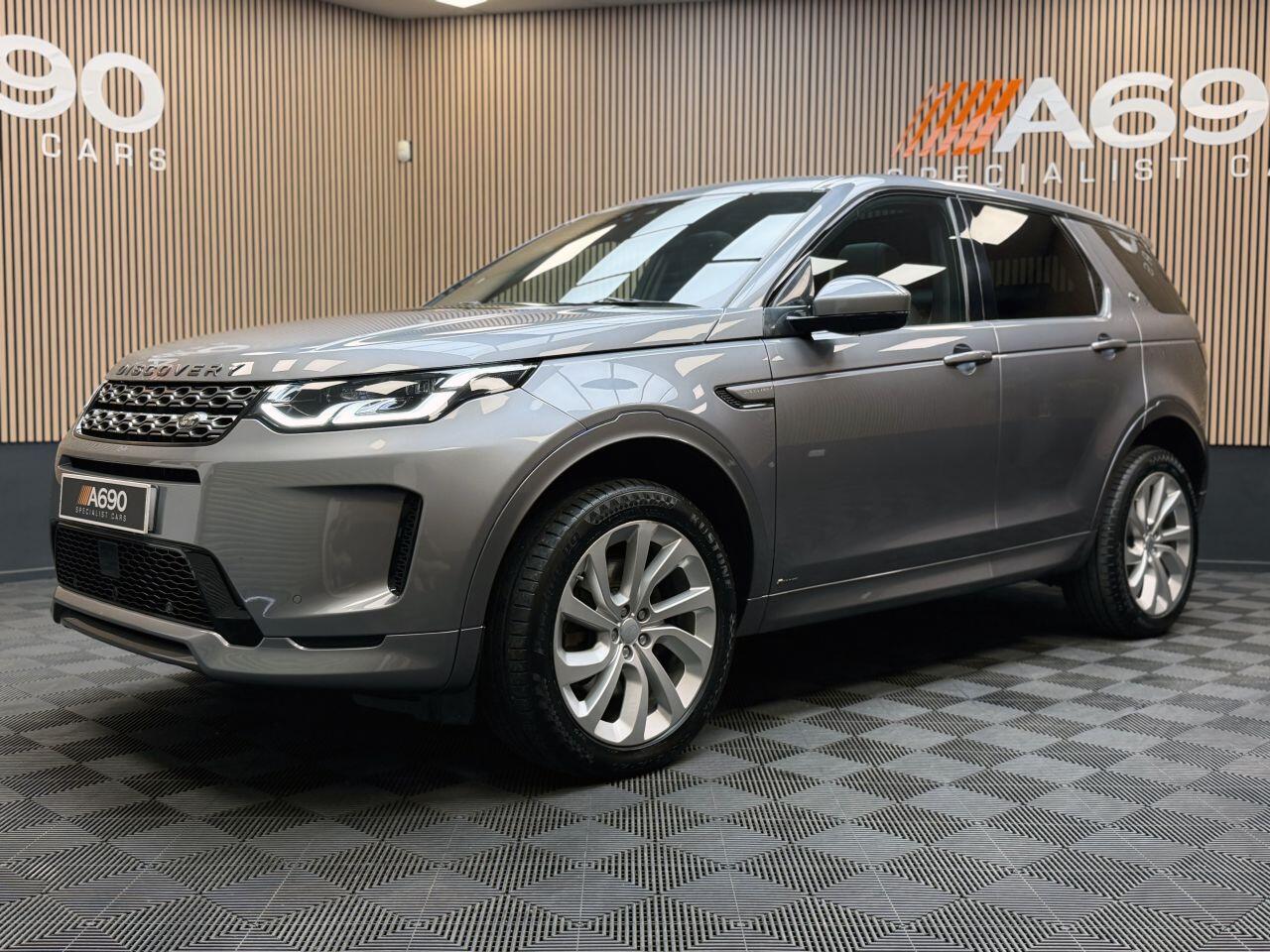 Land Rover Discovery Sport view 3