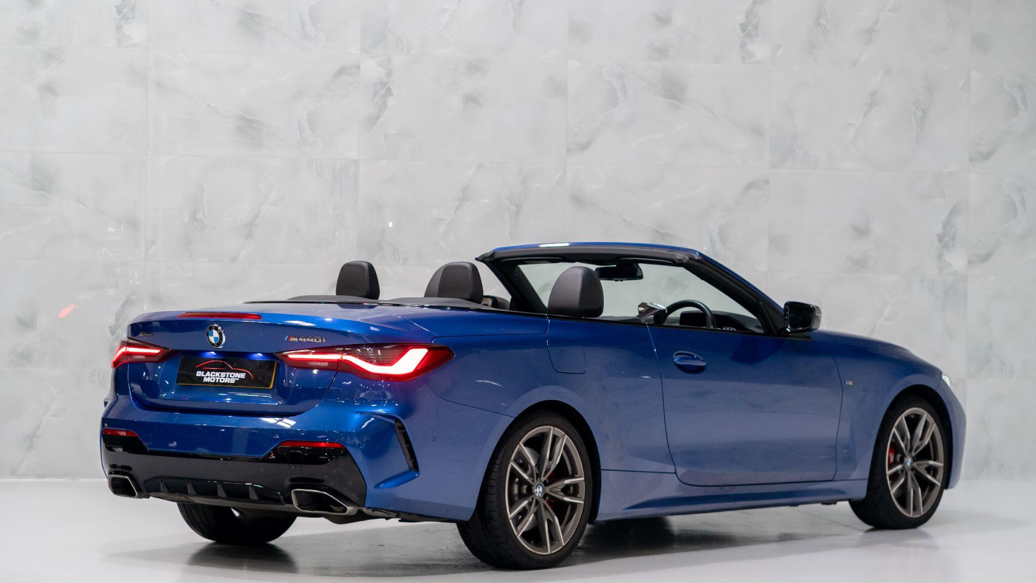 BMW 4 Series view 8