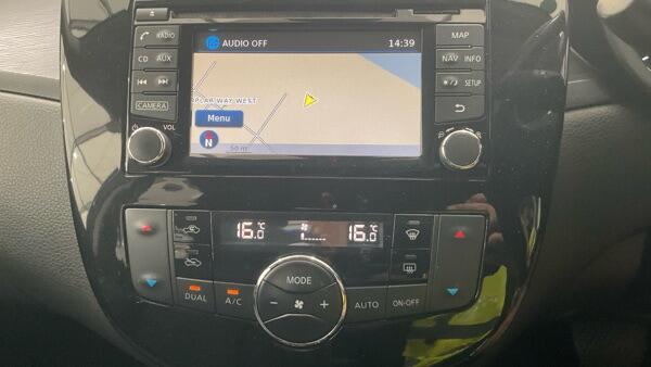 Nissan Pulsar view 11