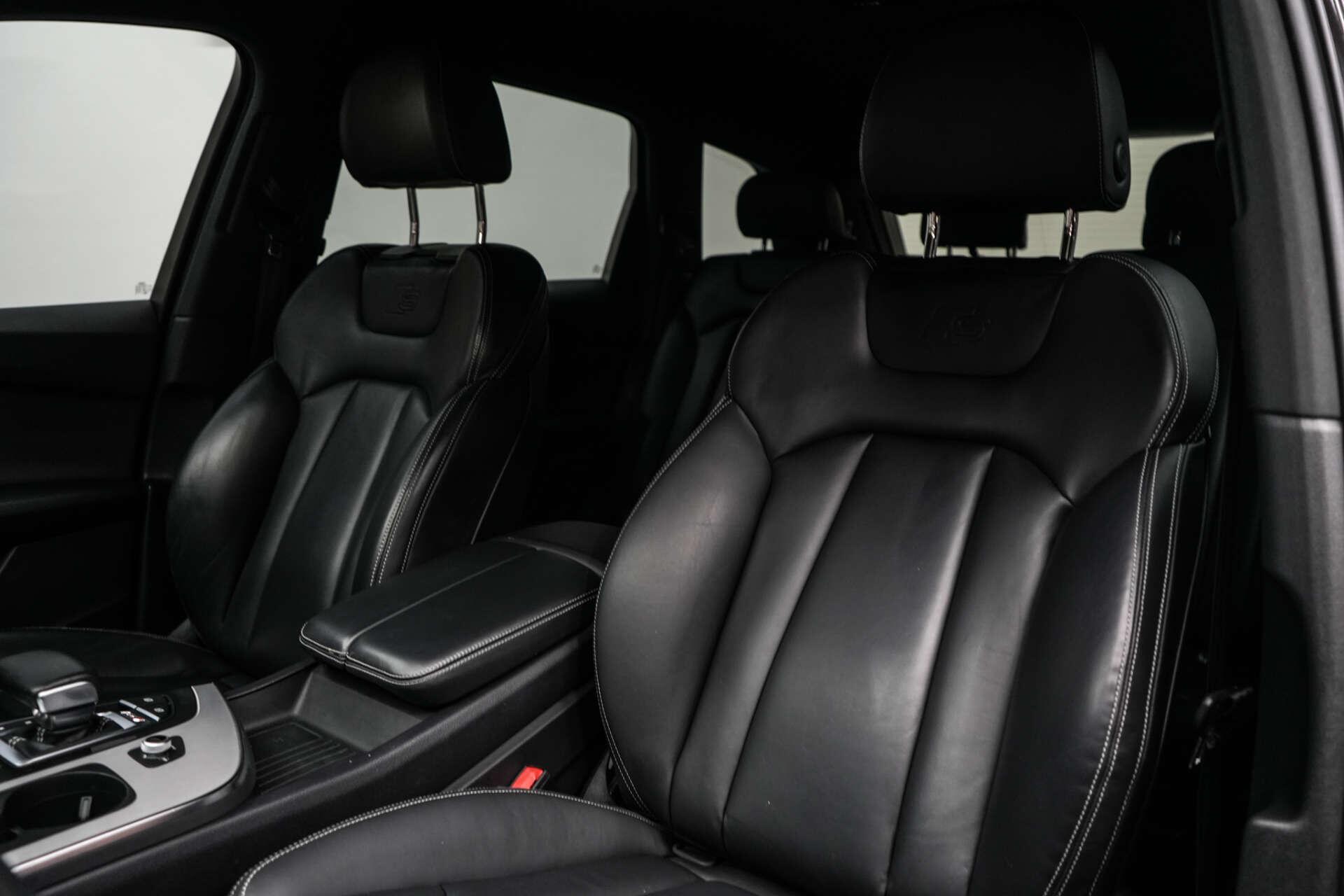 Audi SQ7 view 14