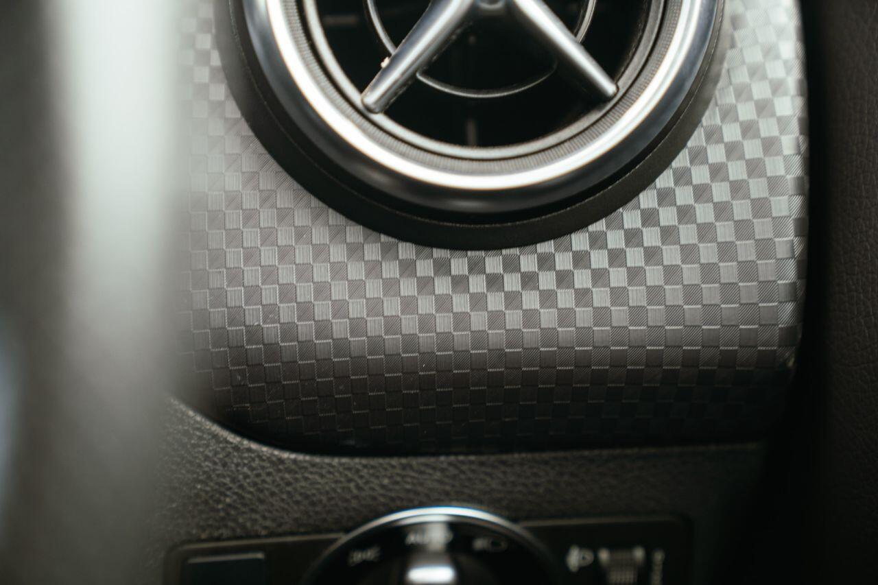 Mercedes-Benz A-Class view 80