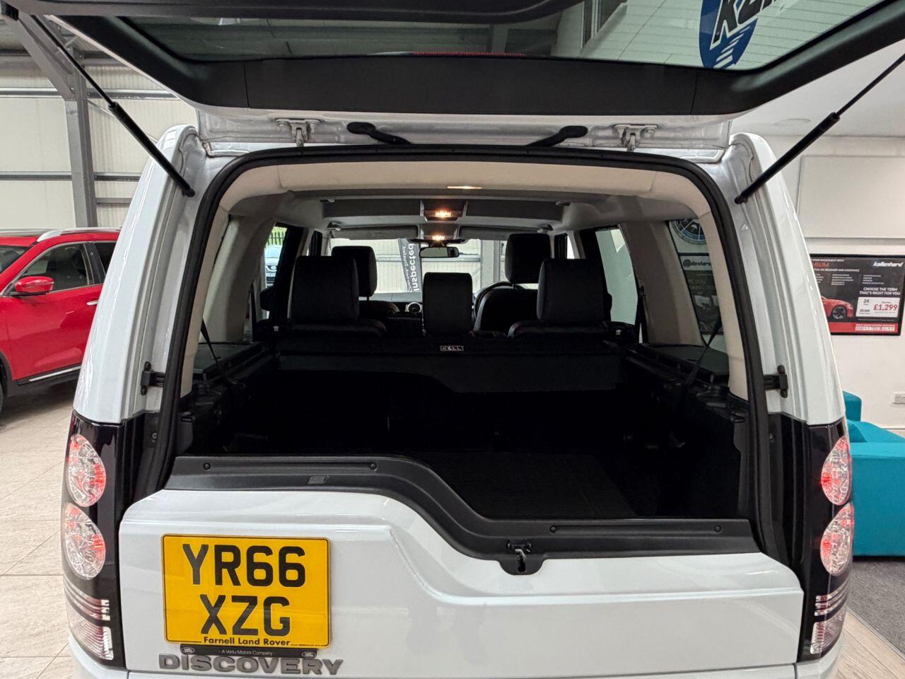 Land Rover Discovery 4 view 36