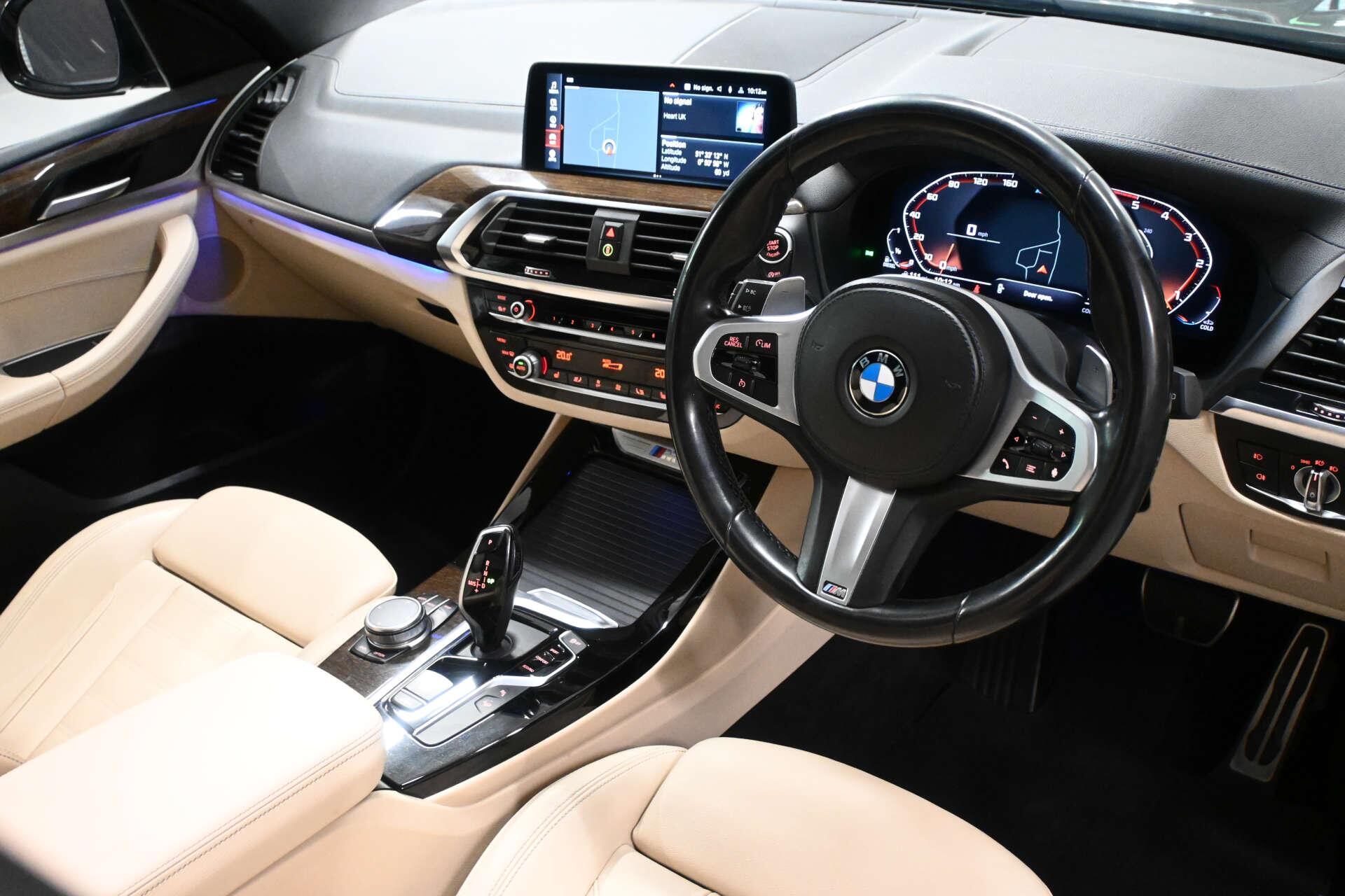 BMW X3 view 24