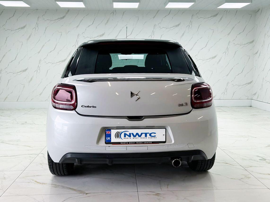 DS Automobiles DS 3 view 10