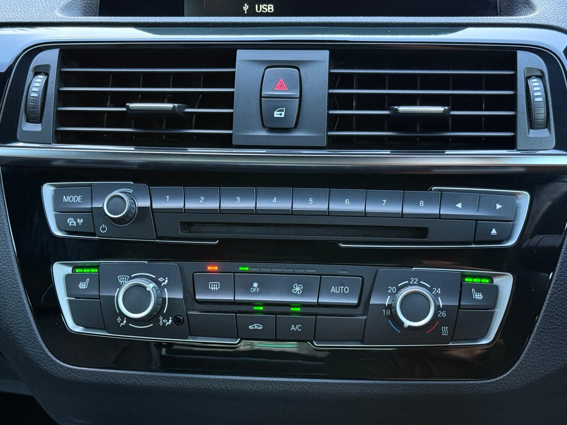 BMW 2 Series view 38