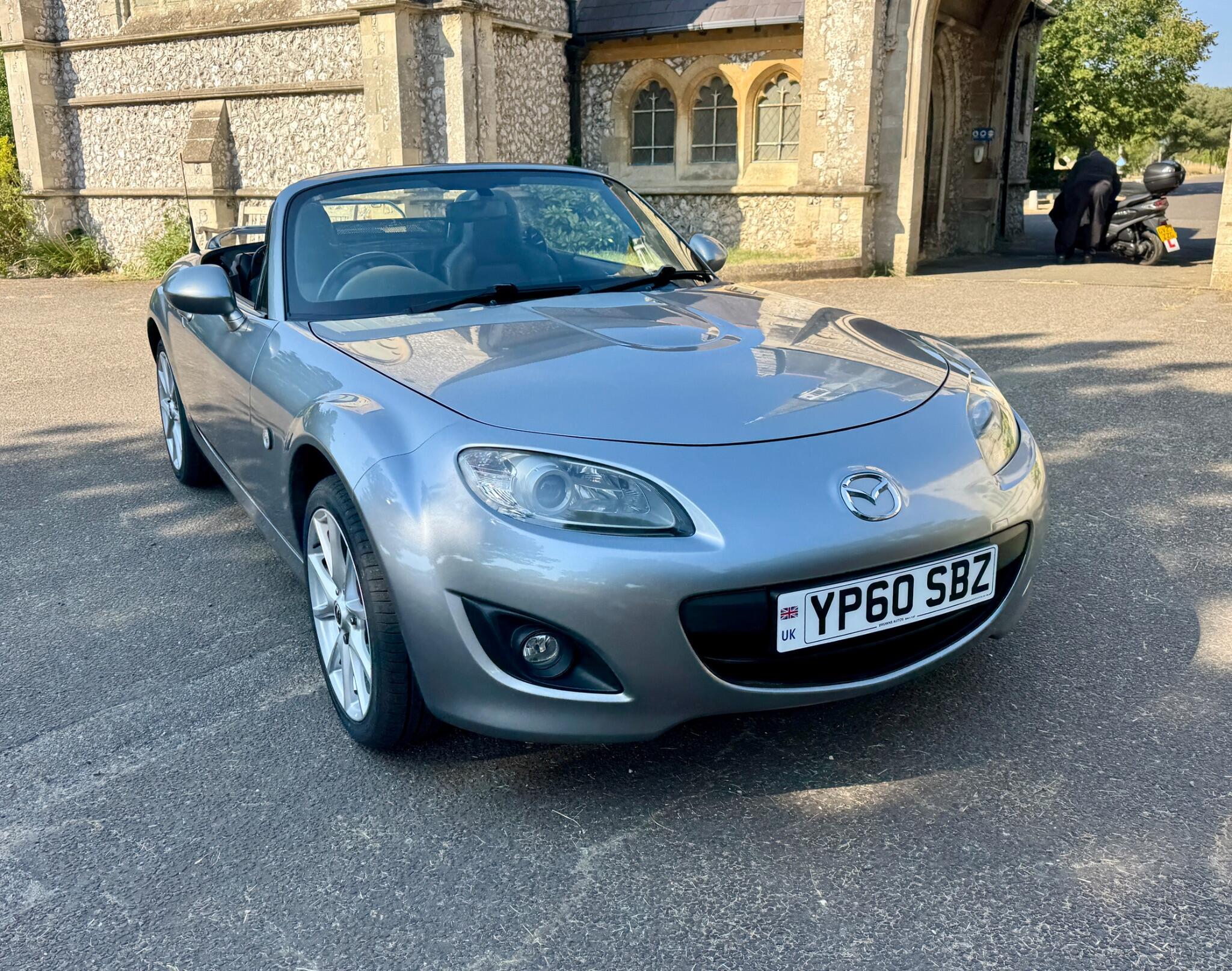 Mazda MX-5 view 8
