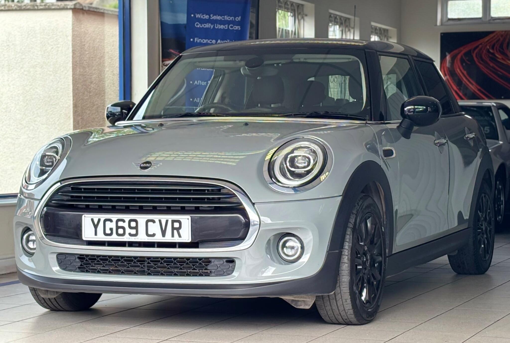 Mini Hatch view 3