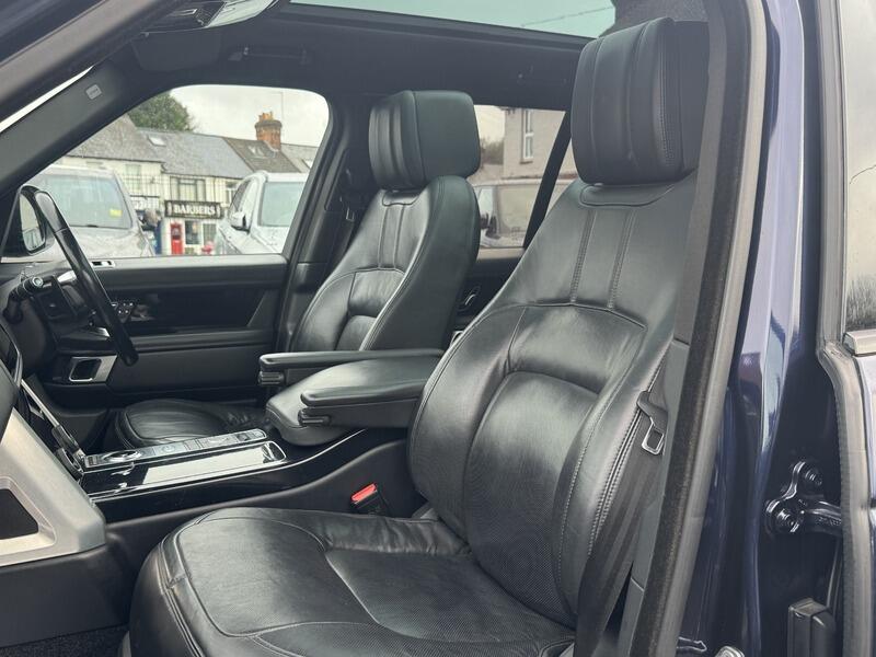 2018 Land Rover Range Rover image 34