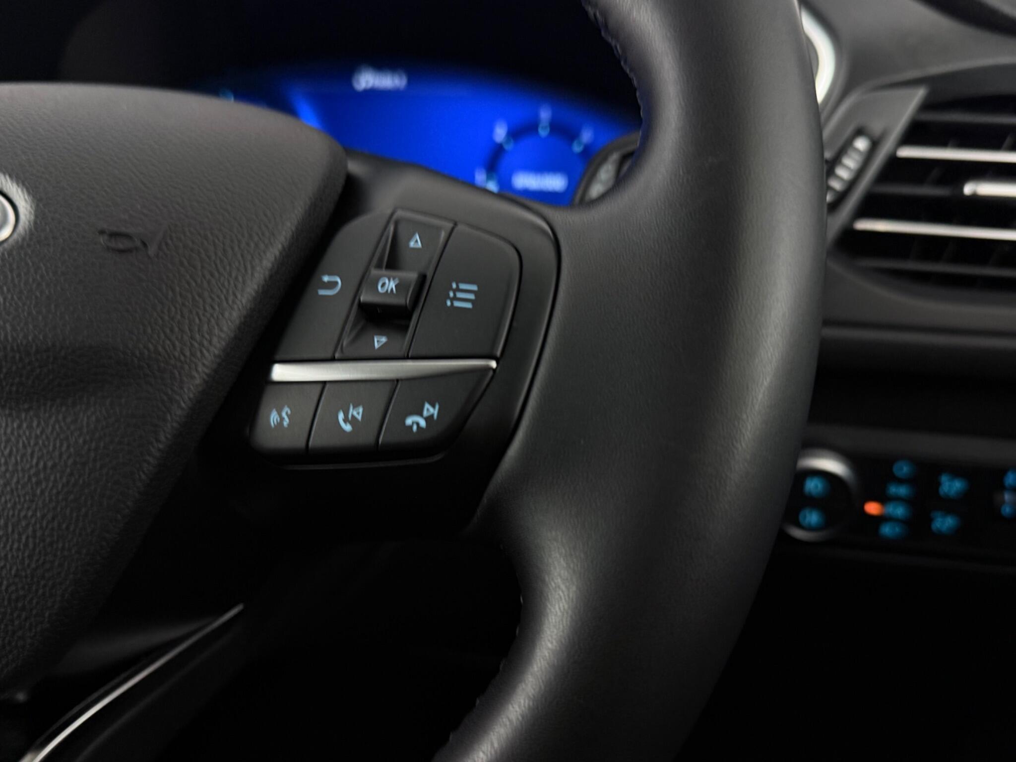 Ford Kuga view 16