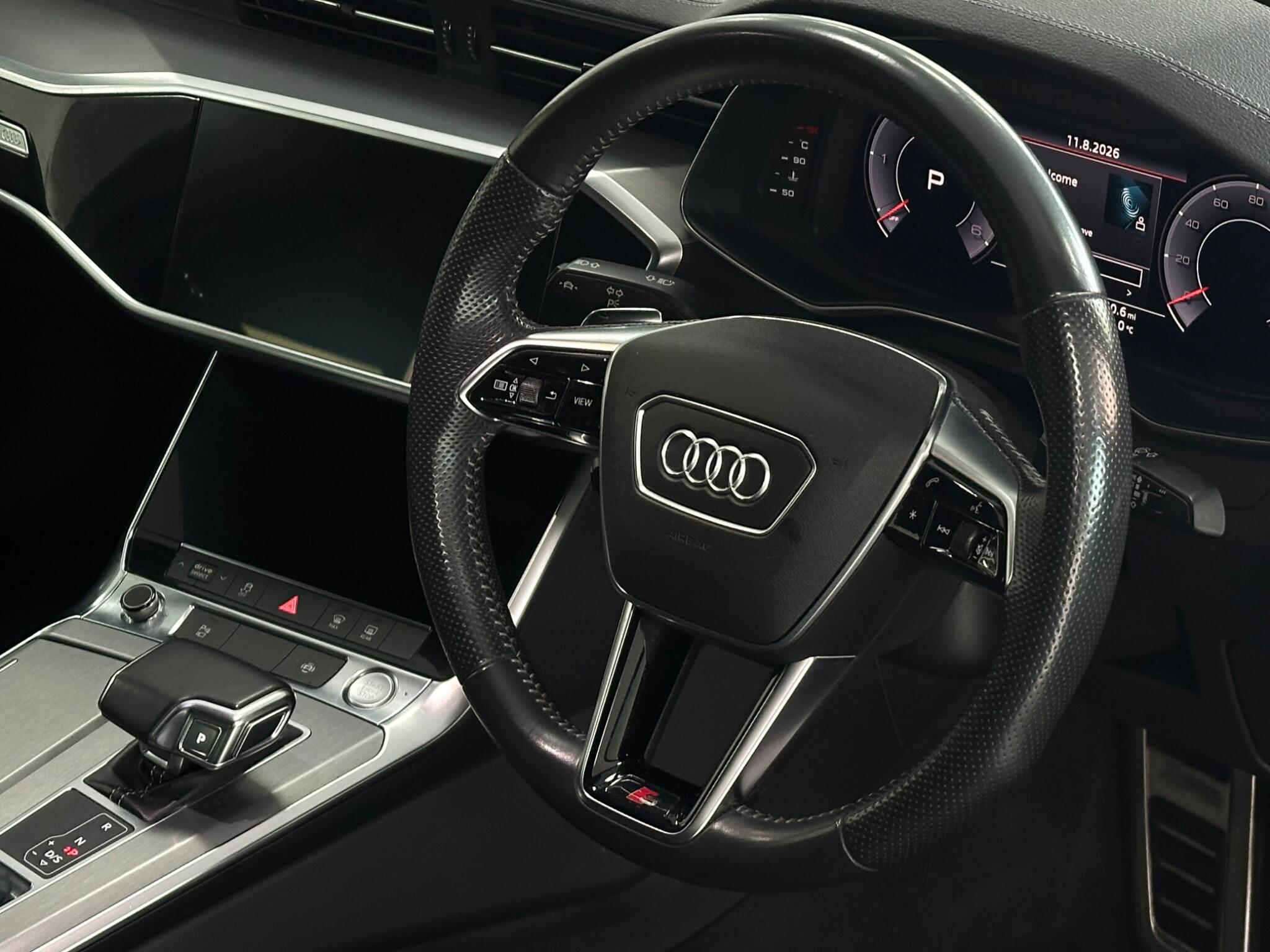 Audi A6 Saloon view 15