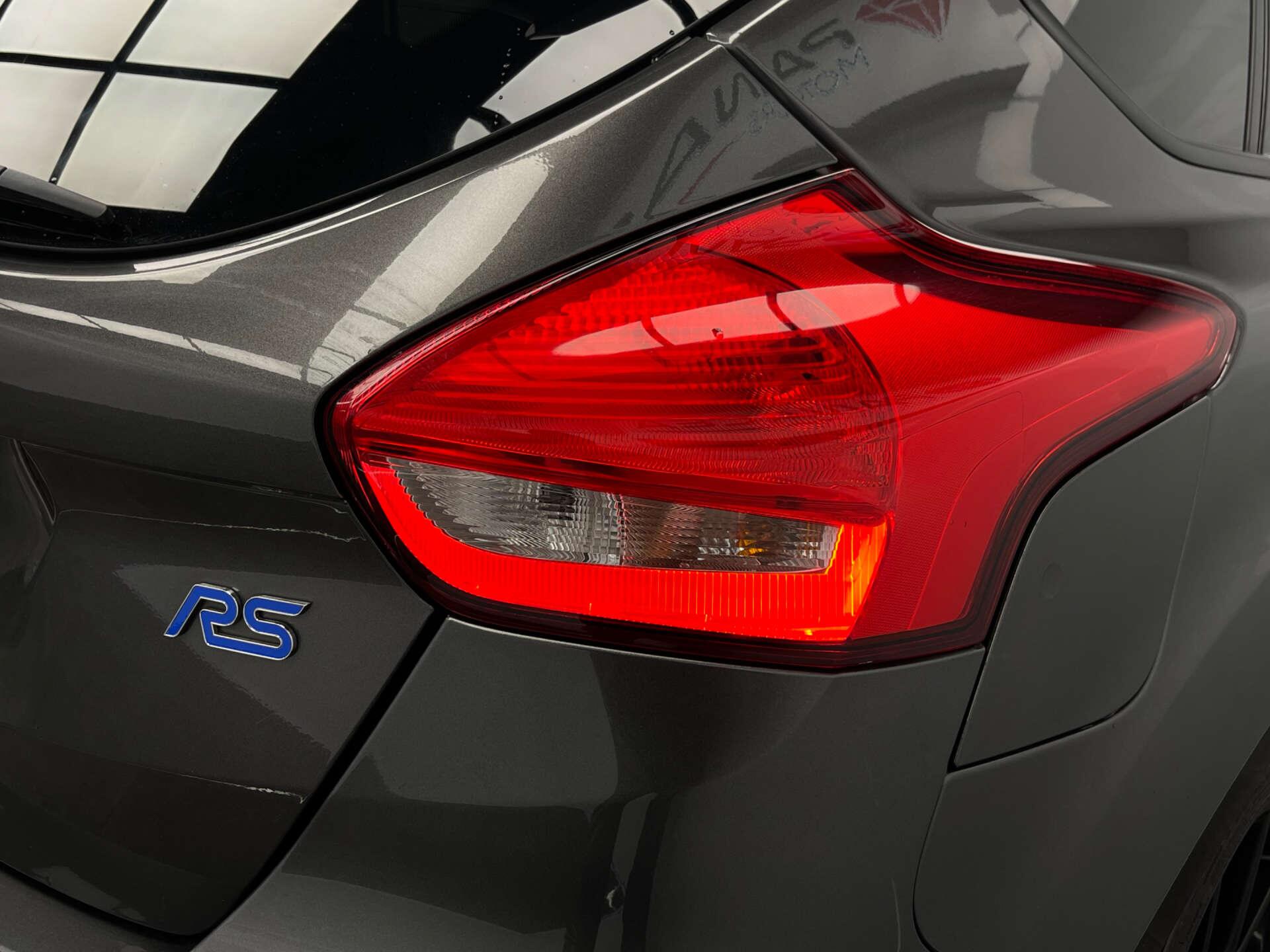 Ford Focus view 36