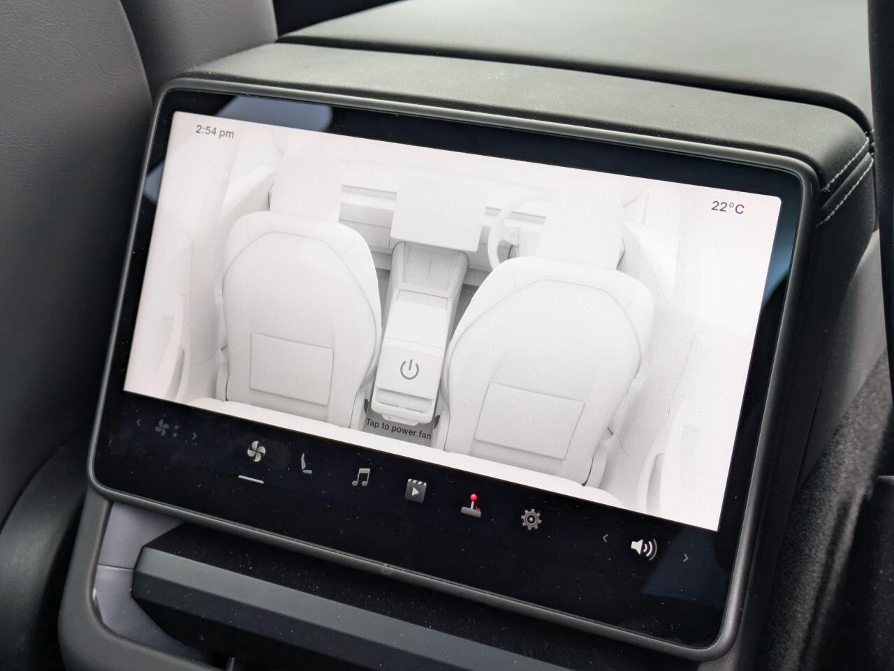 Tesla Model 3 view 6