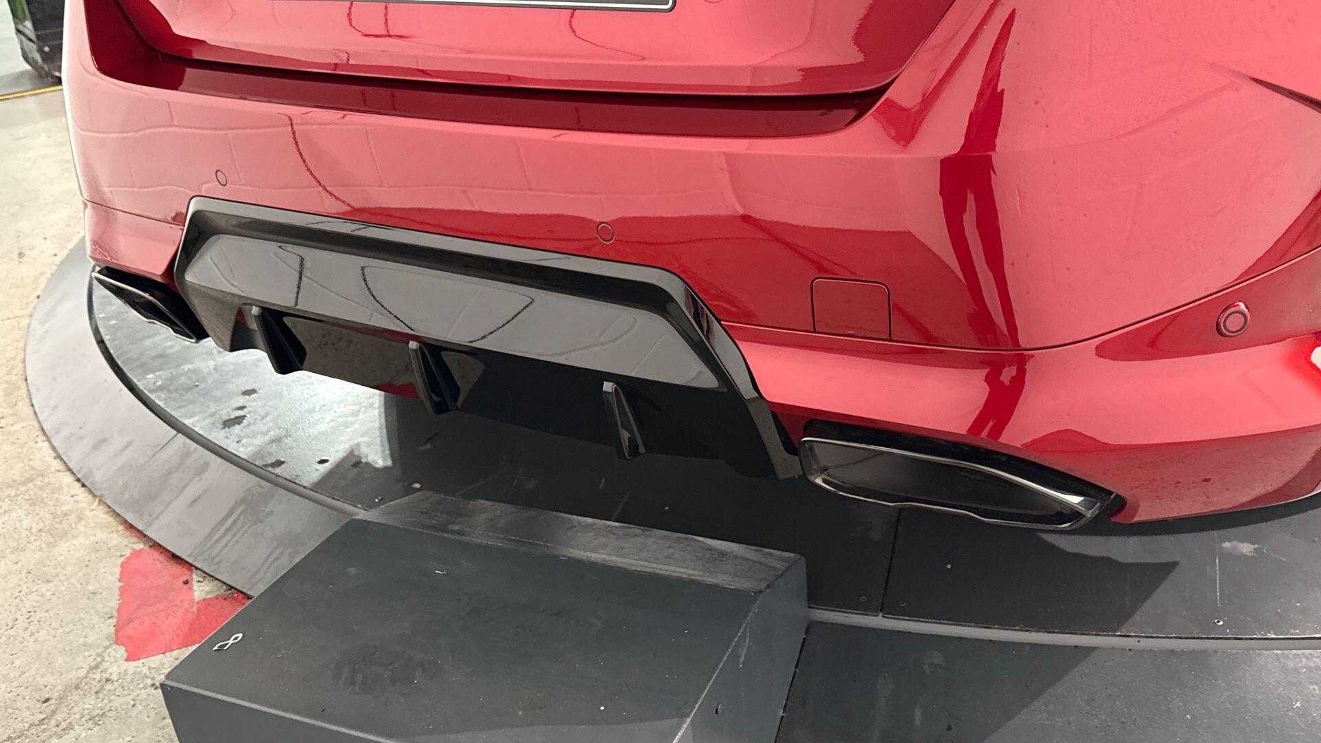 BMW 2 Series view 37