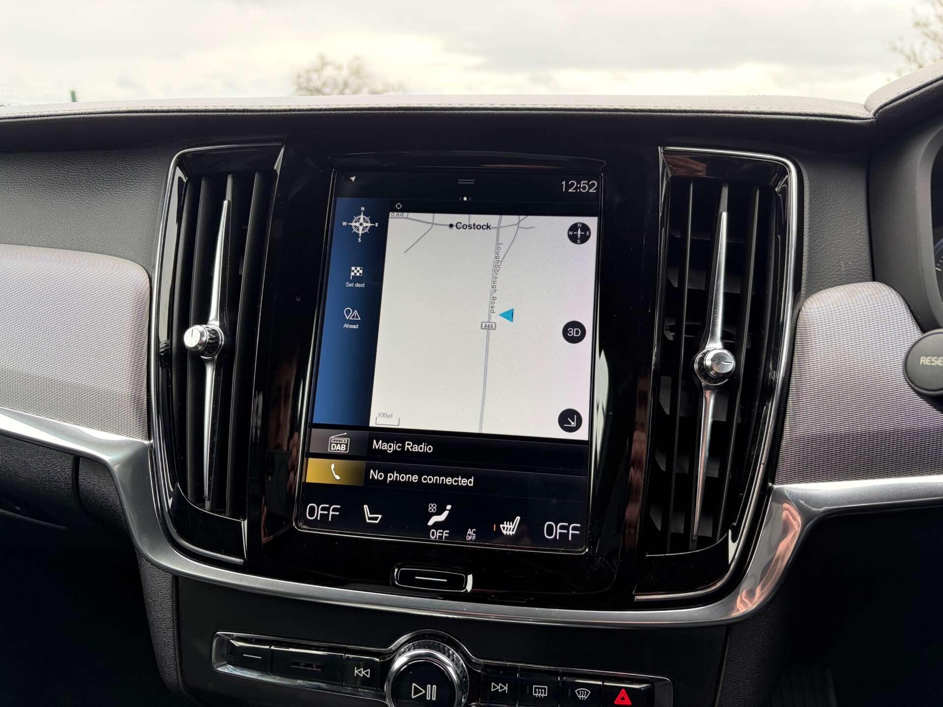 Volvo S90 view 55