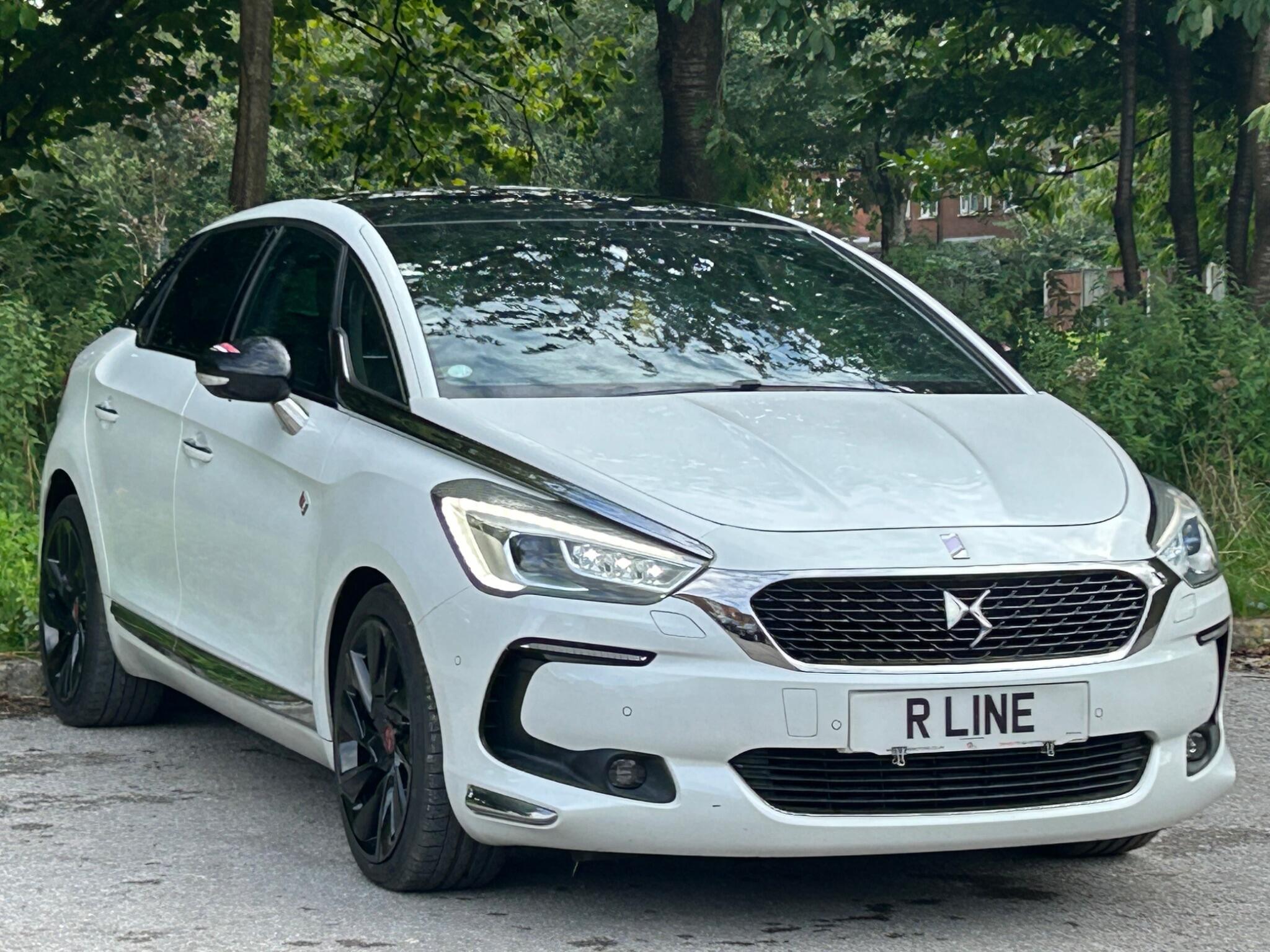 DS Automobiles DS 5 view 3