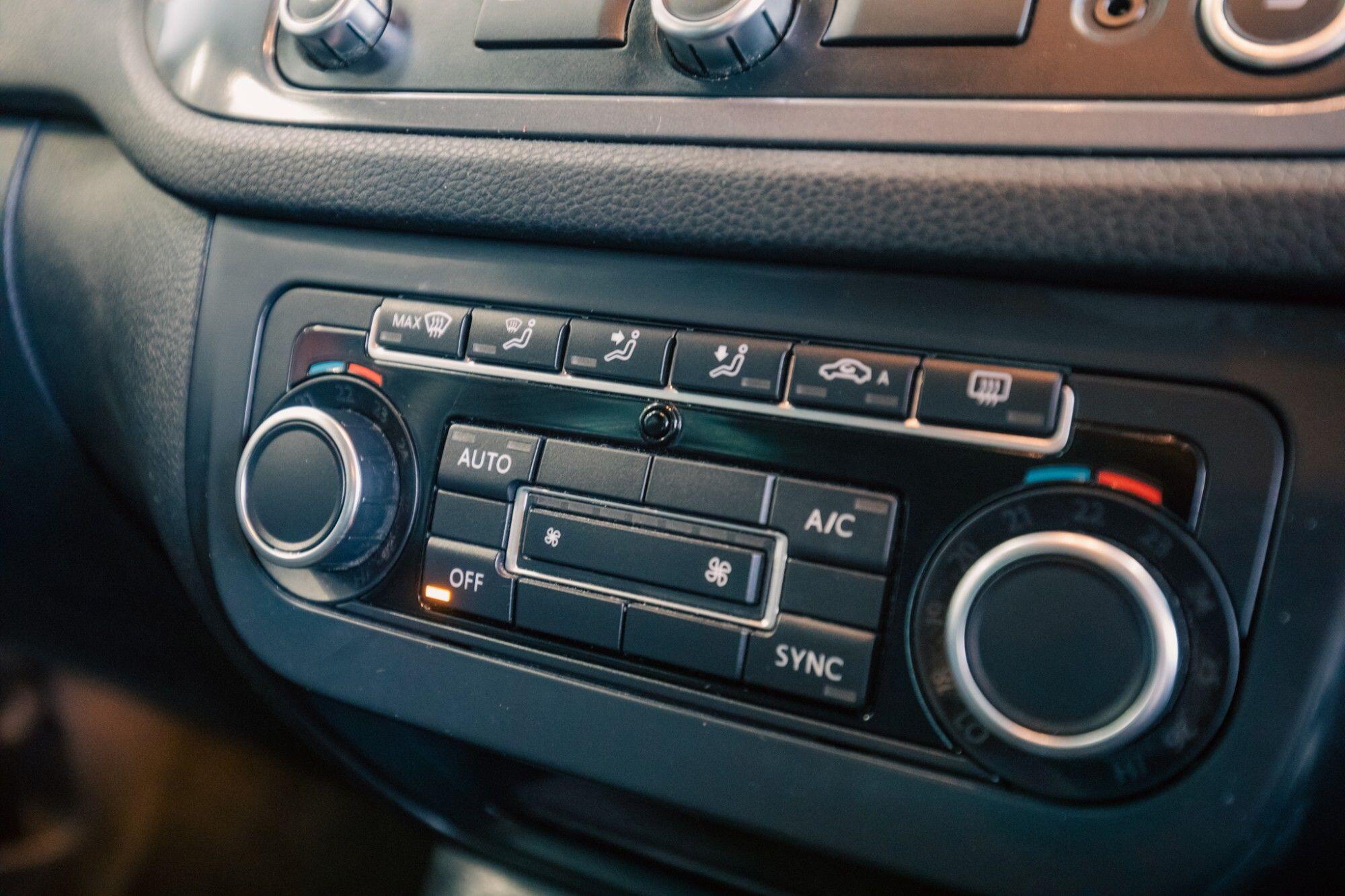 Volkswagen Tiguan view 18