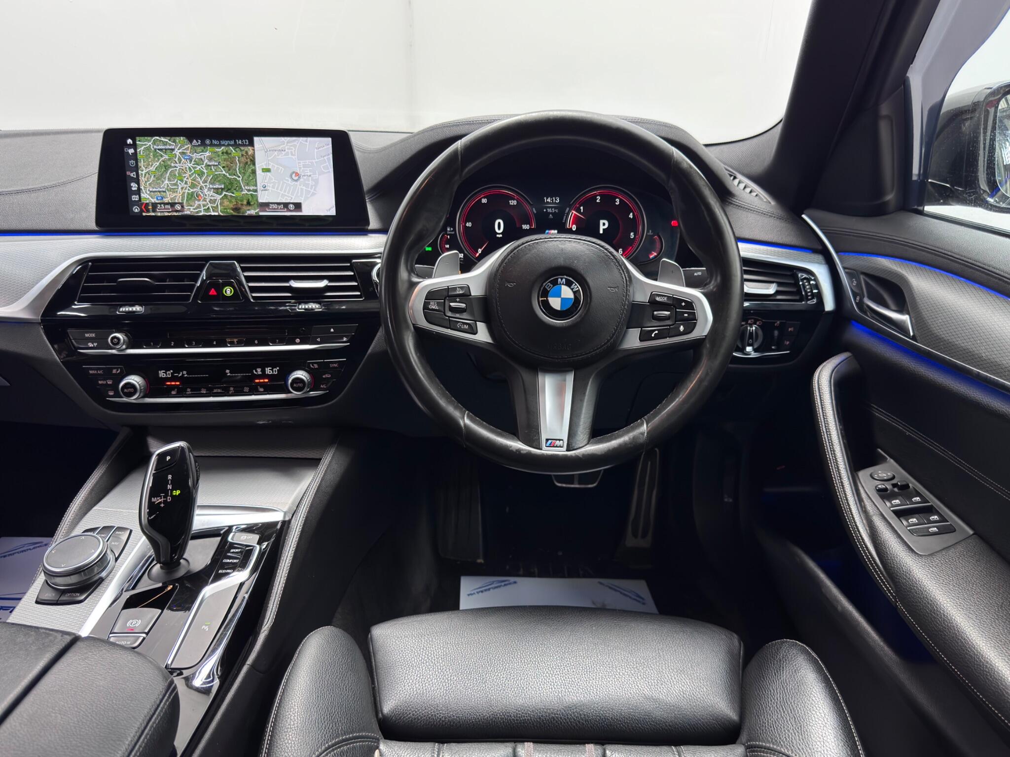 BMW 5 Series view 5