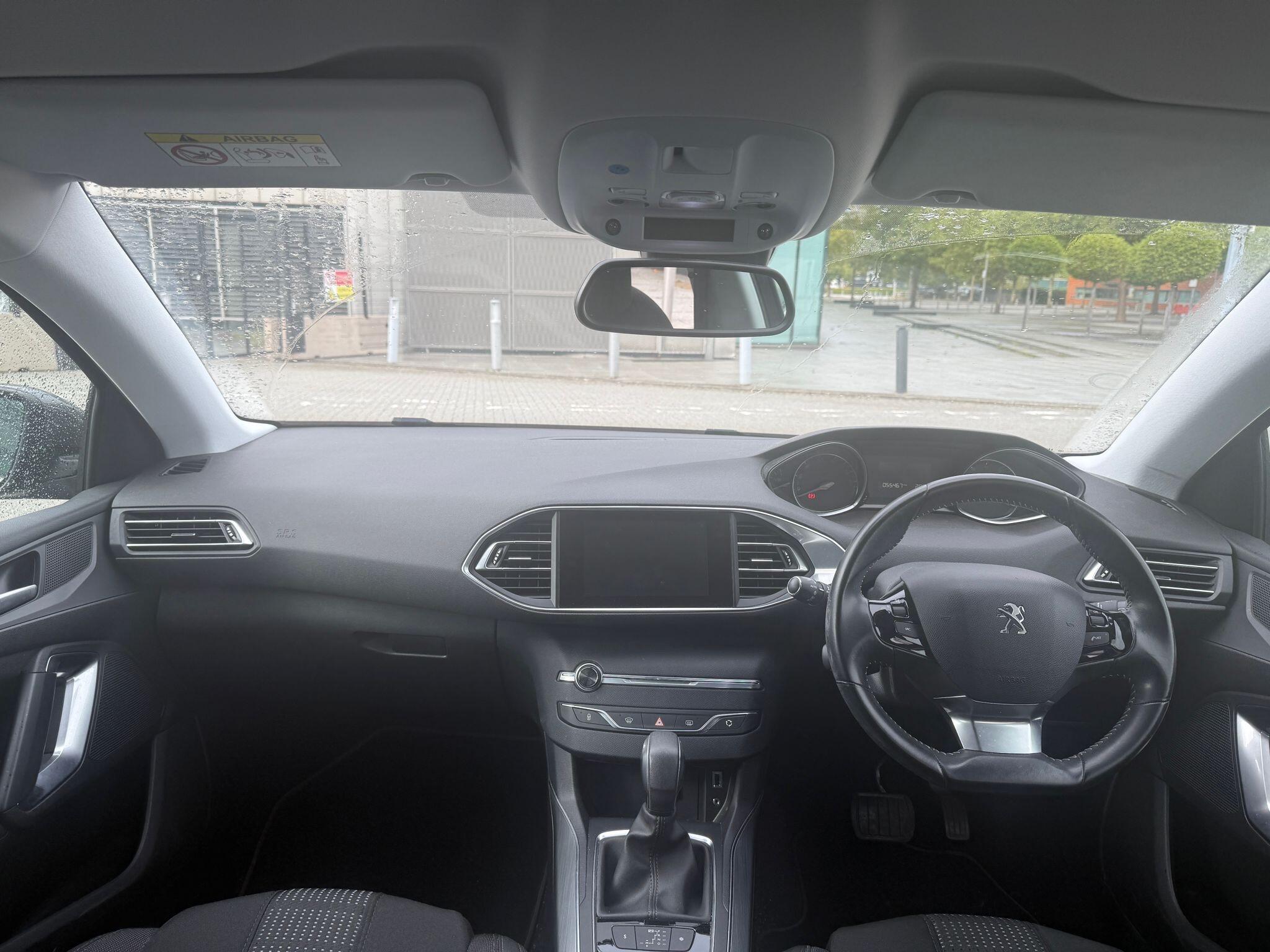 2017 Peugeot 308 1.2 PureTech Allure EAT Euro 6 (s/s) 5dr • 55,500 miles image 15