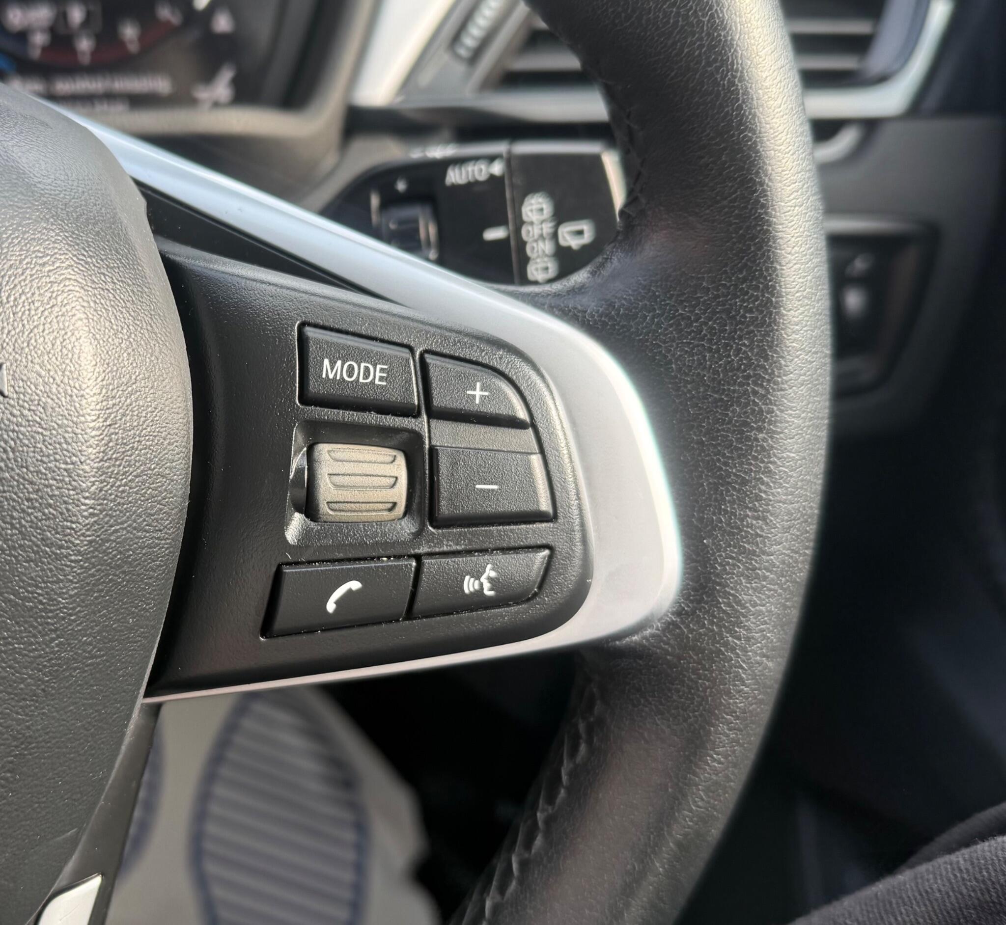 BMW X1 view 16