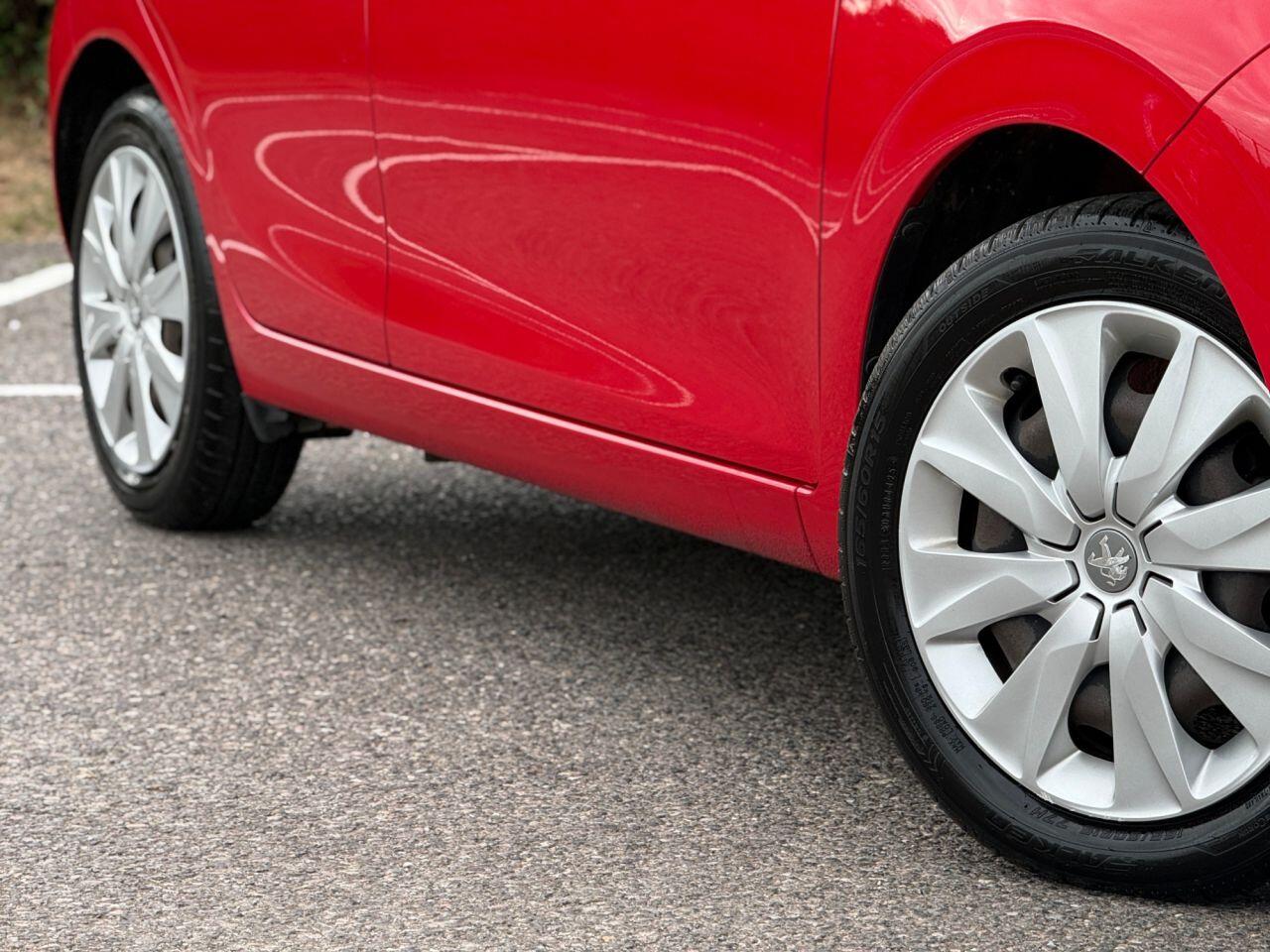 Peugeot 108 view 7
