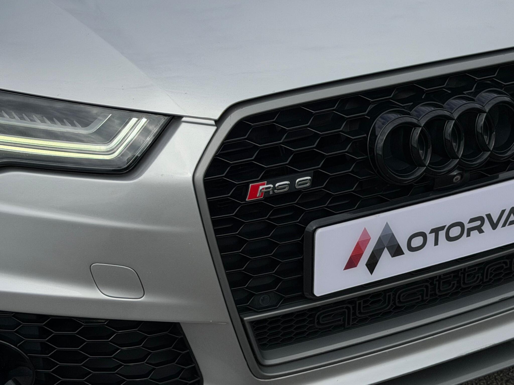 Audi RS6 view 54