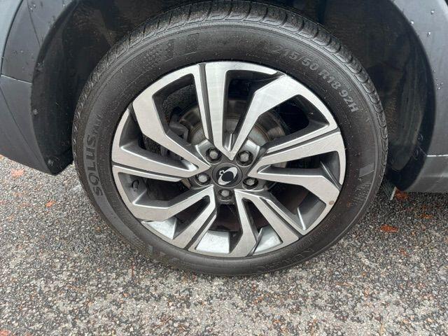 KGM Tivoli view 11