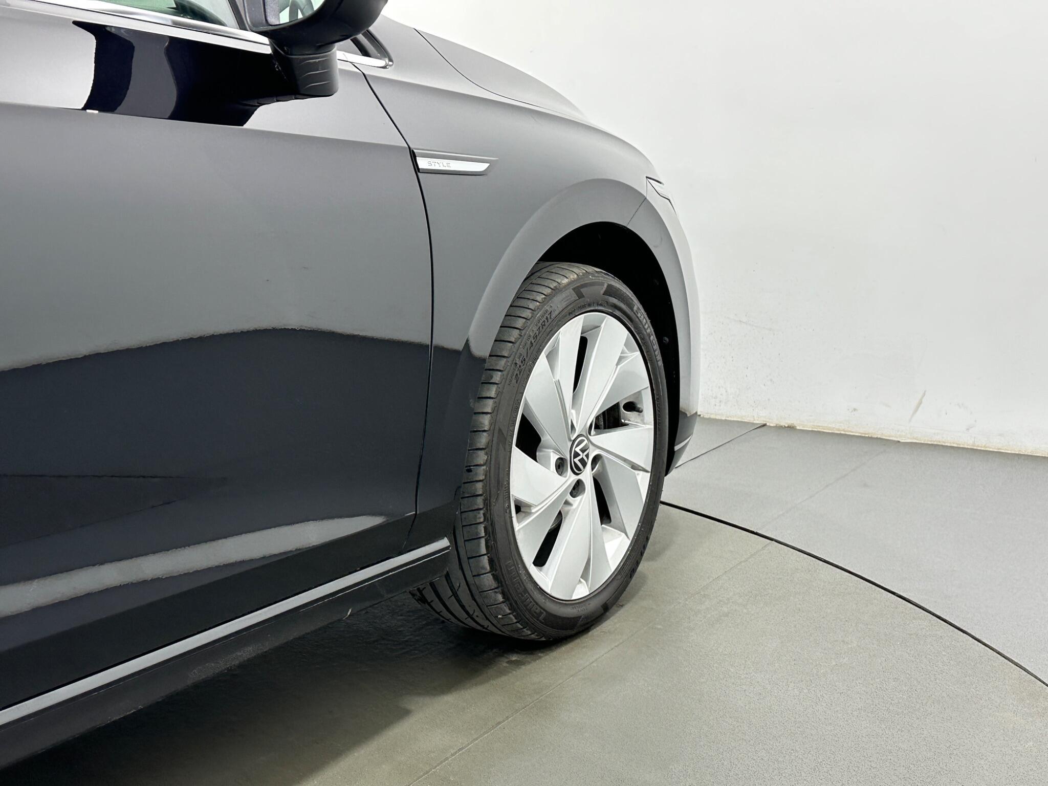 Volkswagen Golf view 50