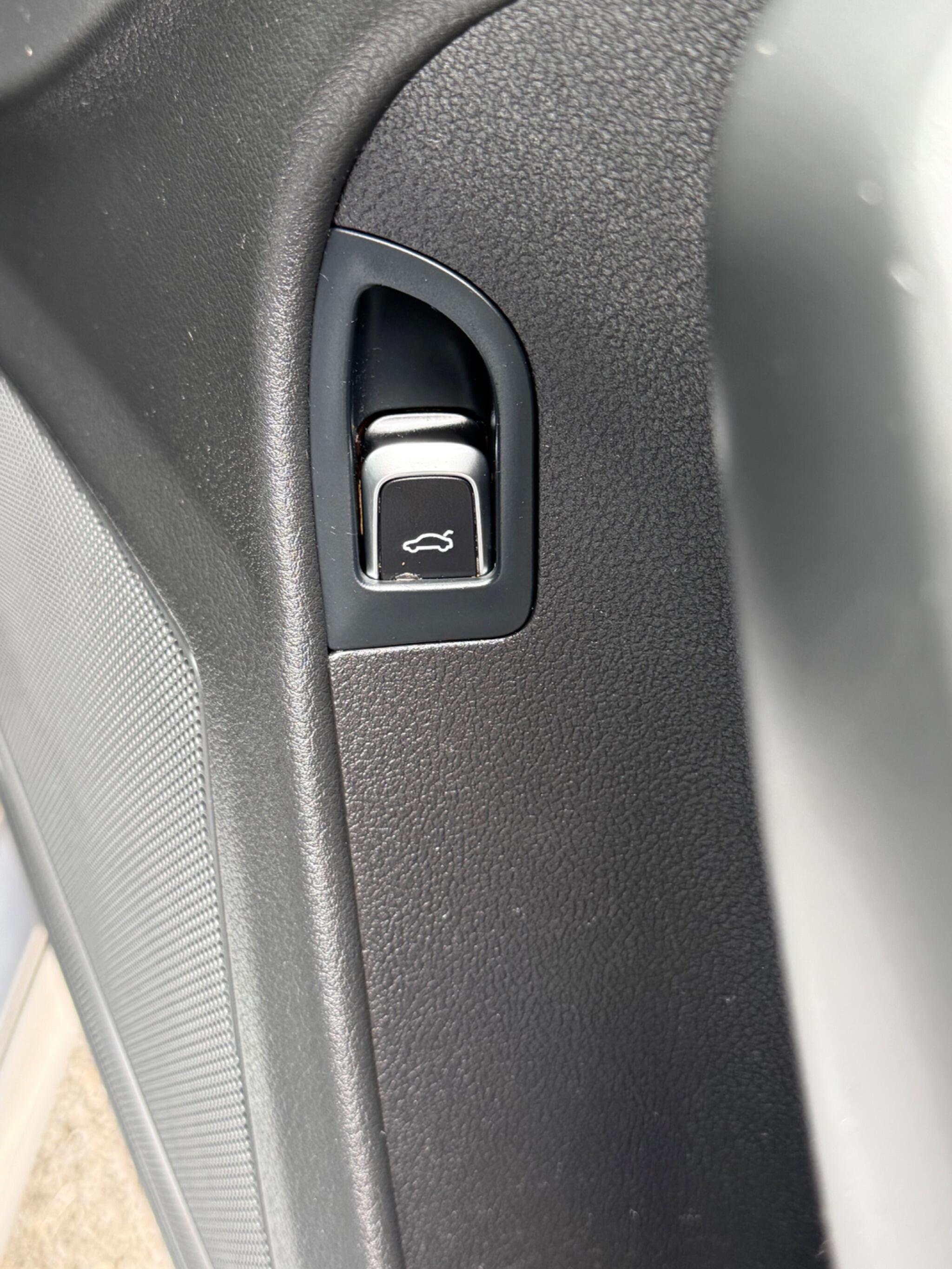 Audi A4 view 58