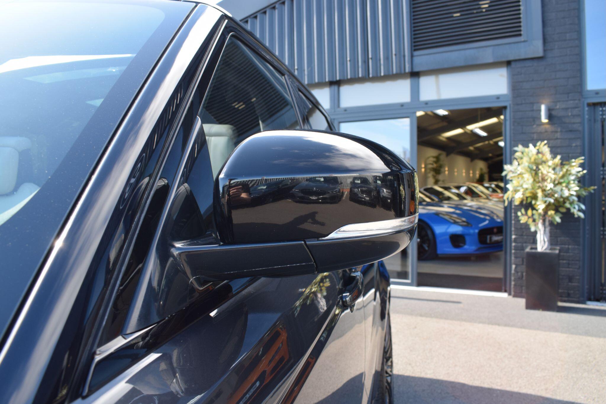 Land Rover Range Rover Sport view 44