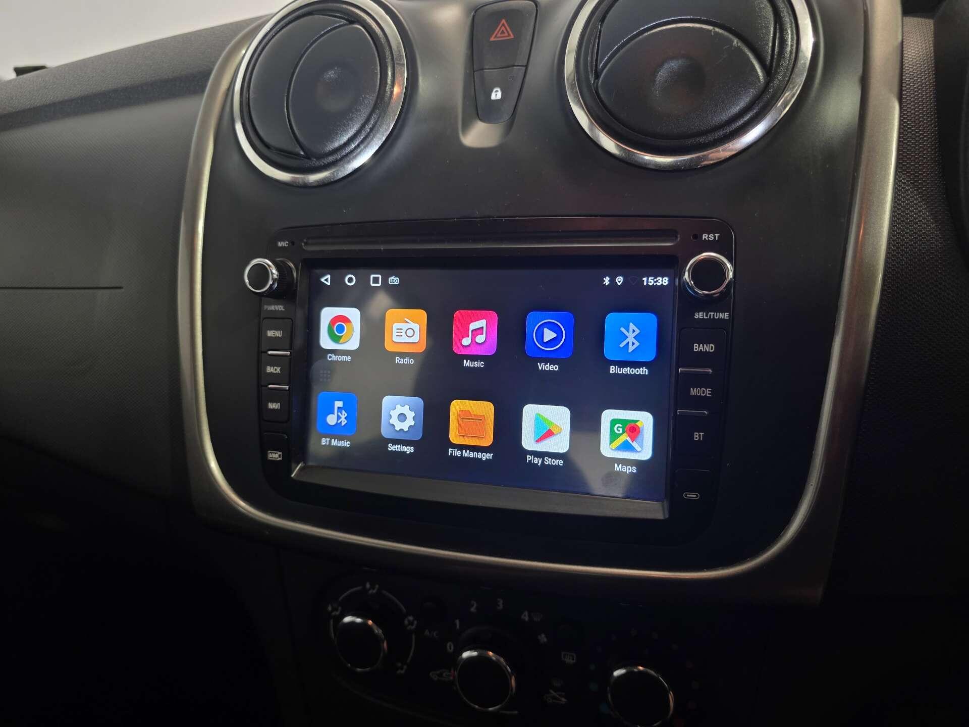 Dacia Sandero view 31