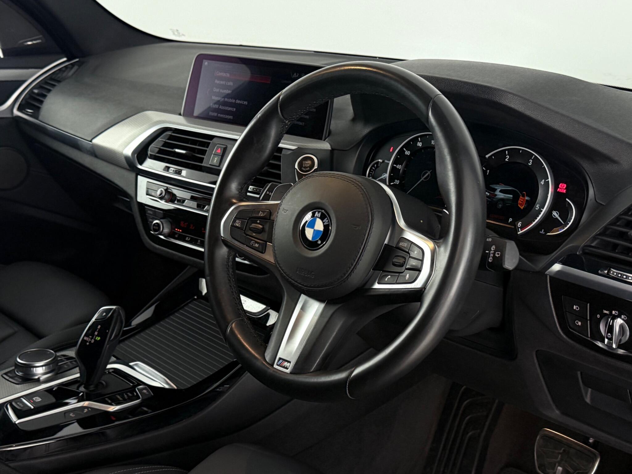 BMW X3 view 3