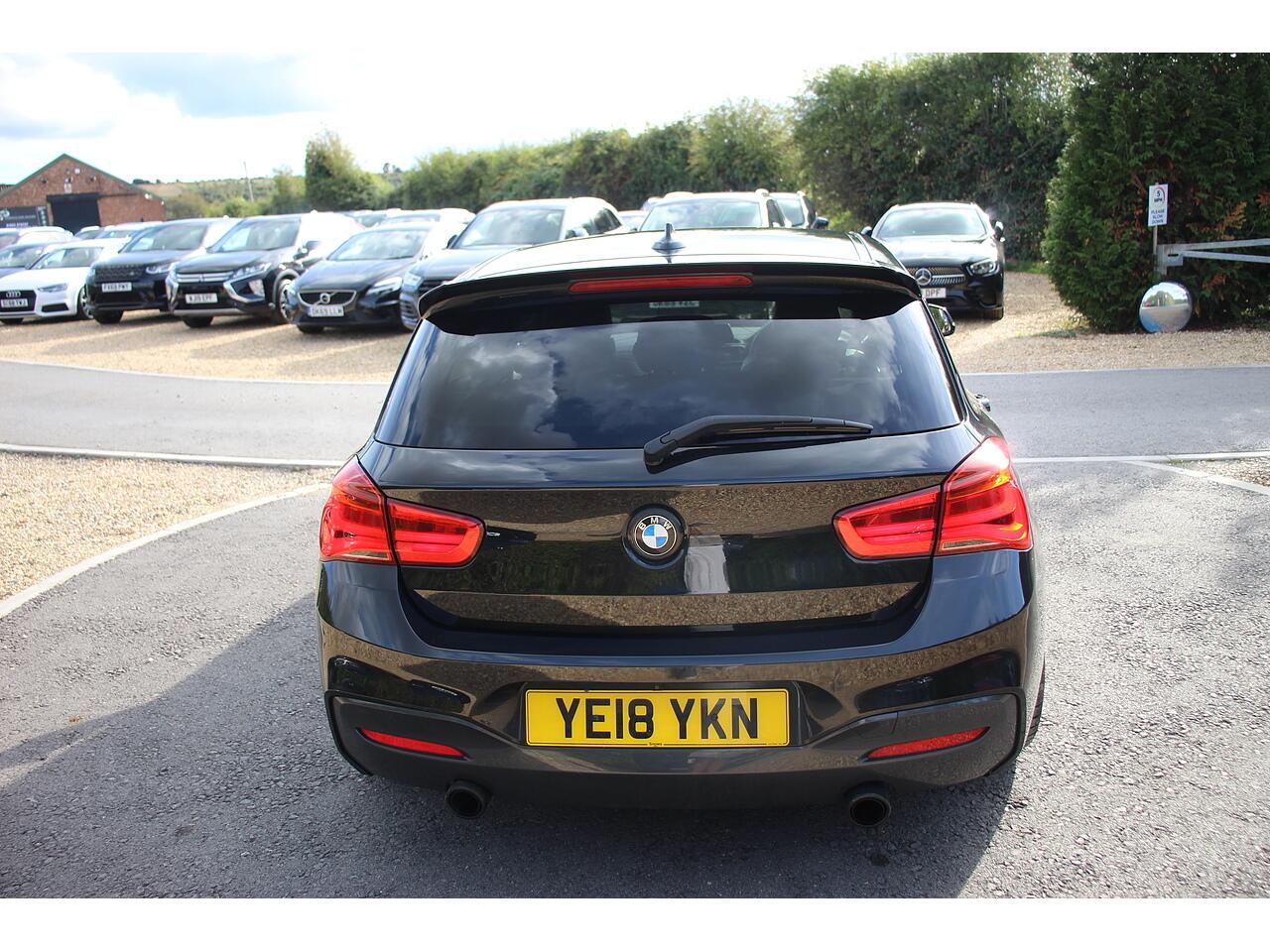 BMW 1 Series view 8
