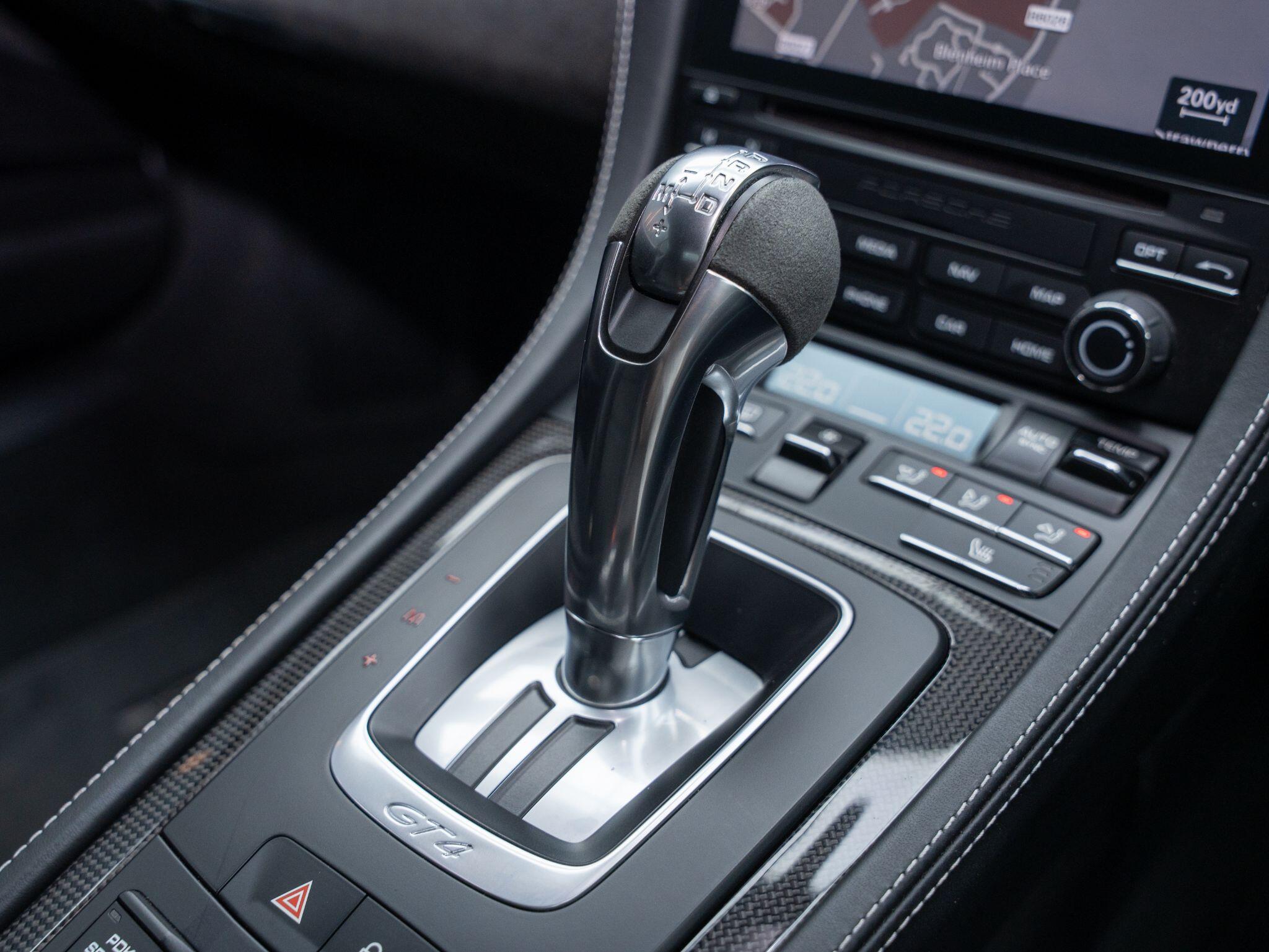 Porsche Cayman view 35