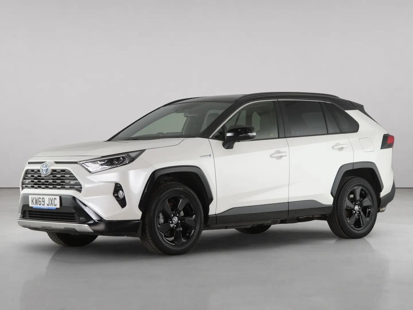 Toyota Rav4 view 2