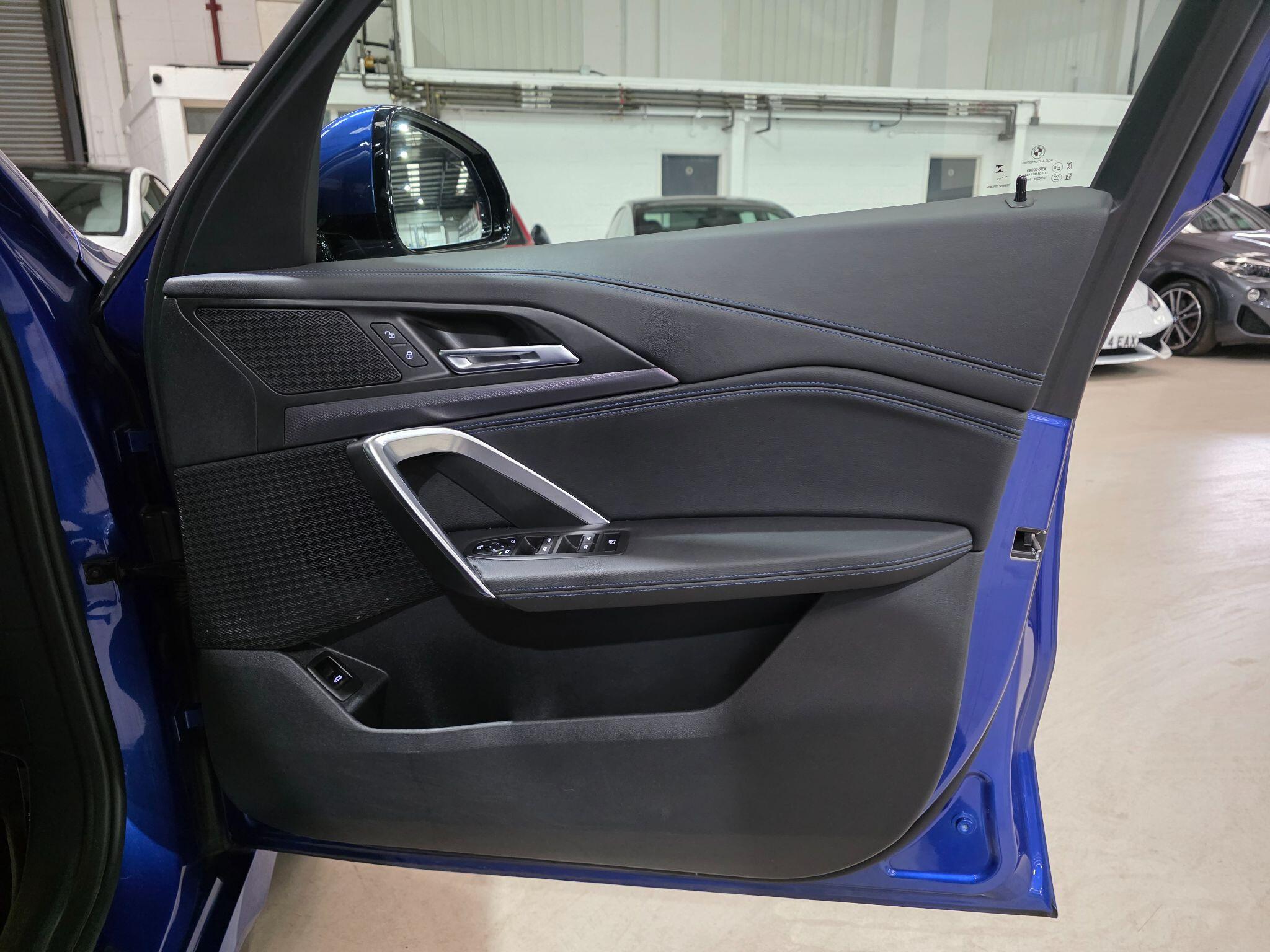 BMW Ix1 view 15