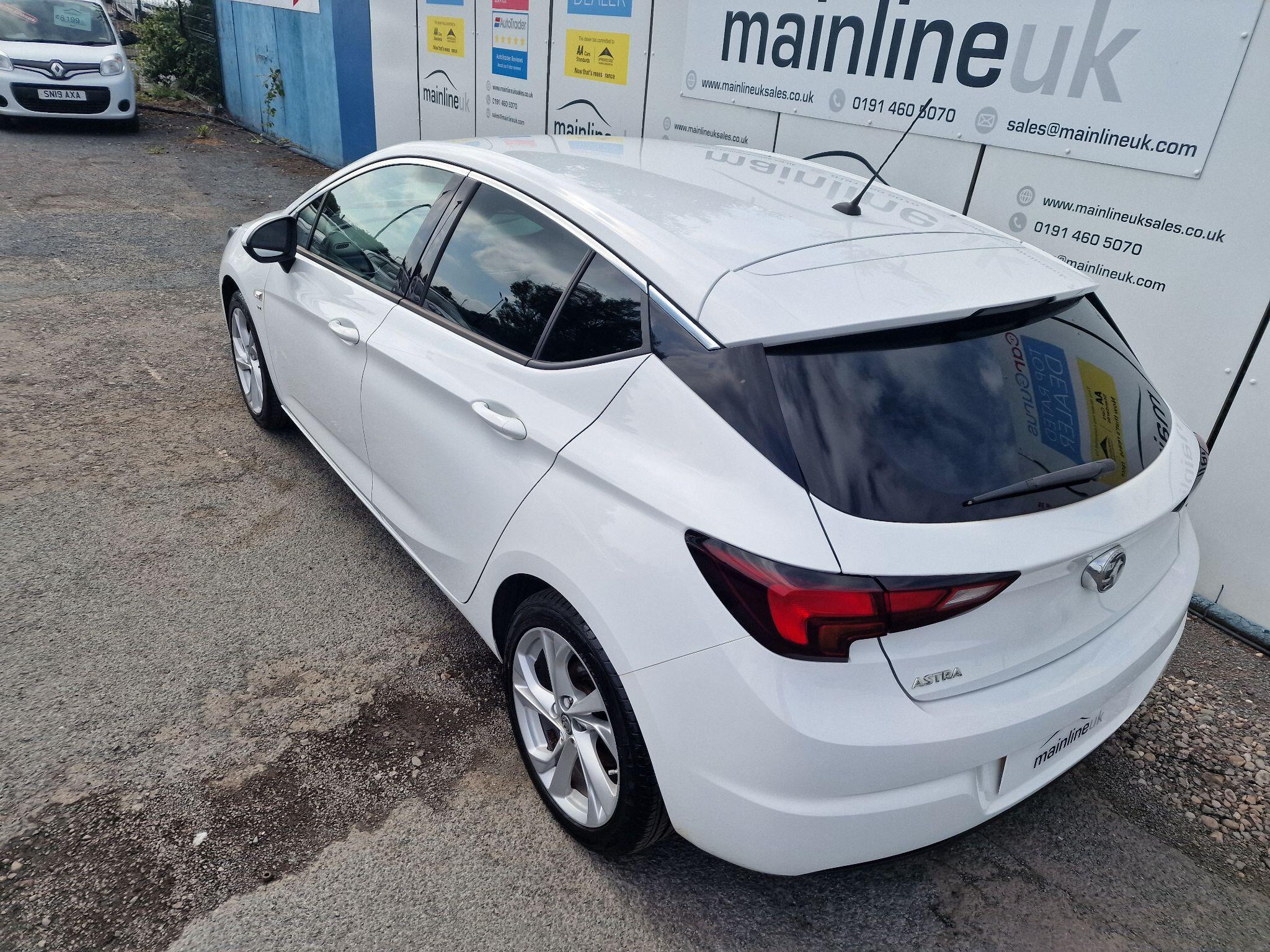 Vauxhall Astra view 13