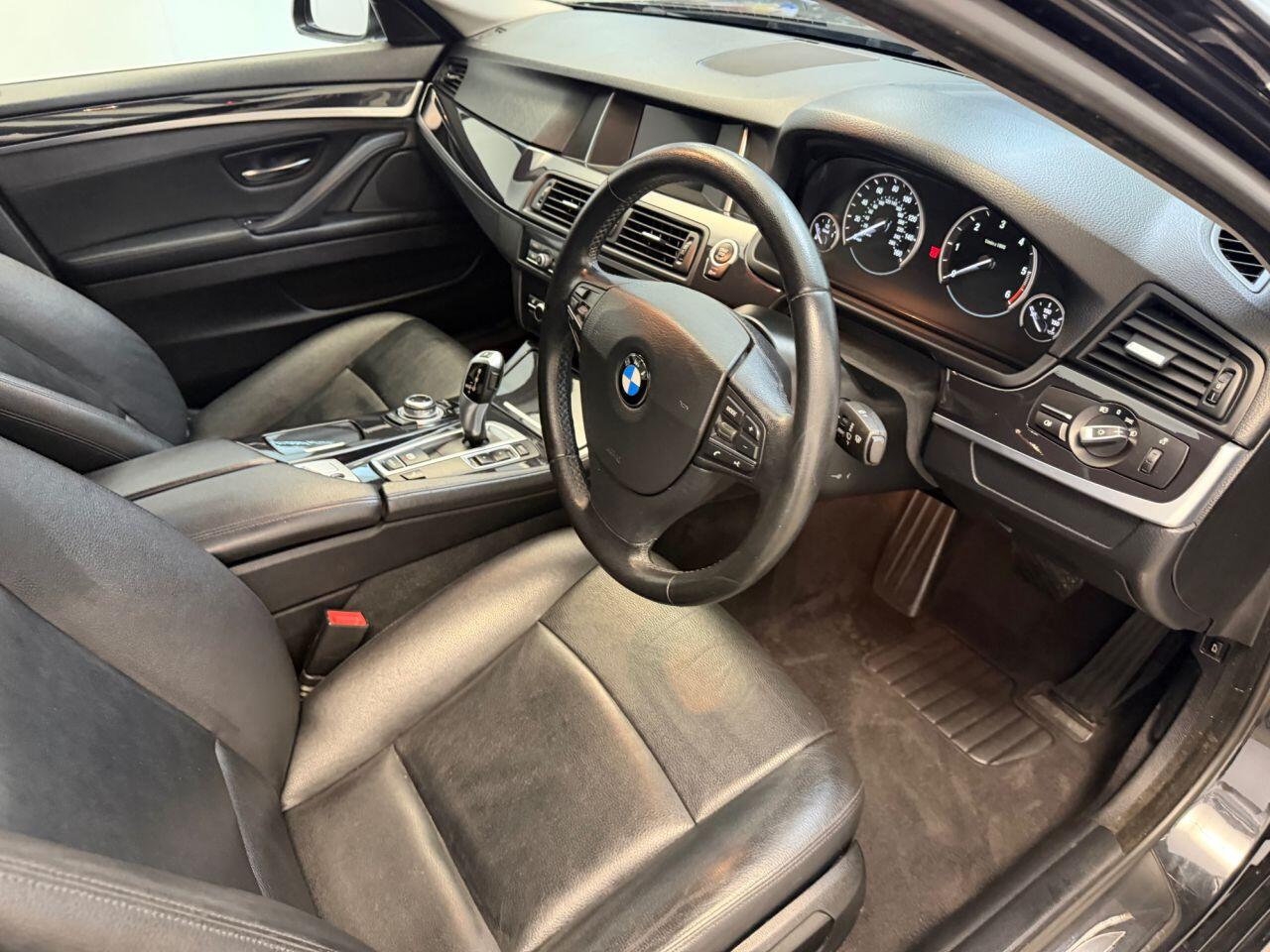 BMW 5 Series view 31