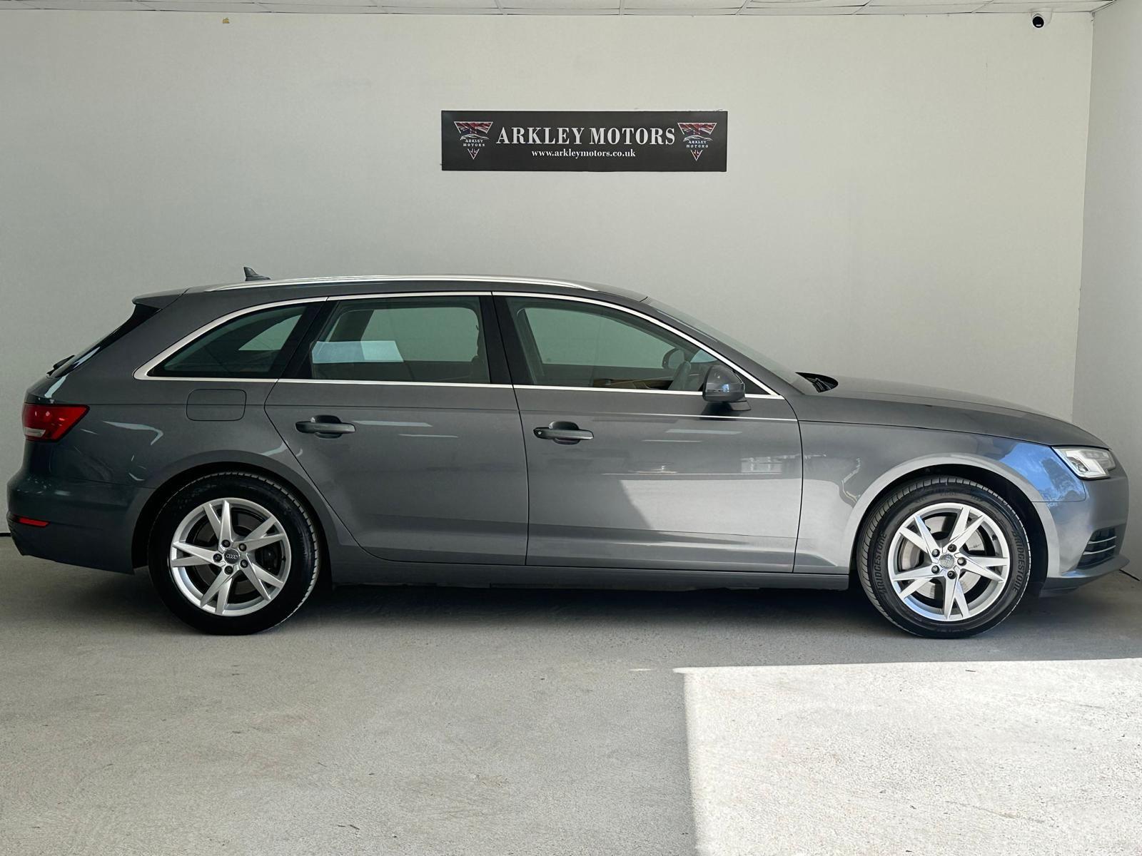 2017 Audi A4 Avant 2.0 TFSI Sport S Tronic quattro Euro 6 (s/s) 5dr • 55,124 miles image 7