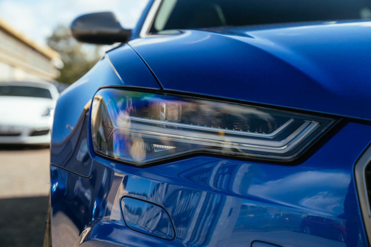Audi RS6 view 19