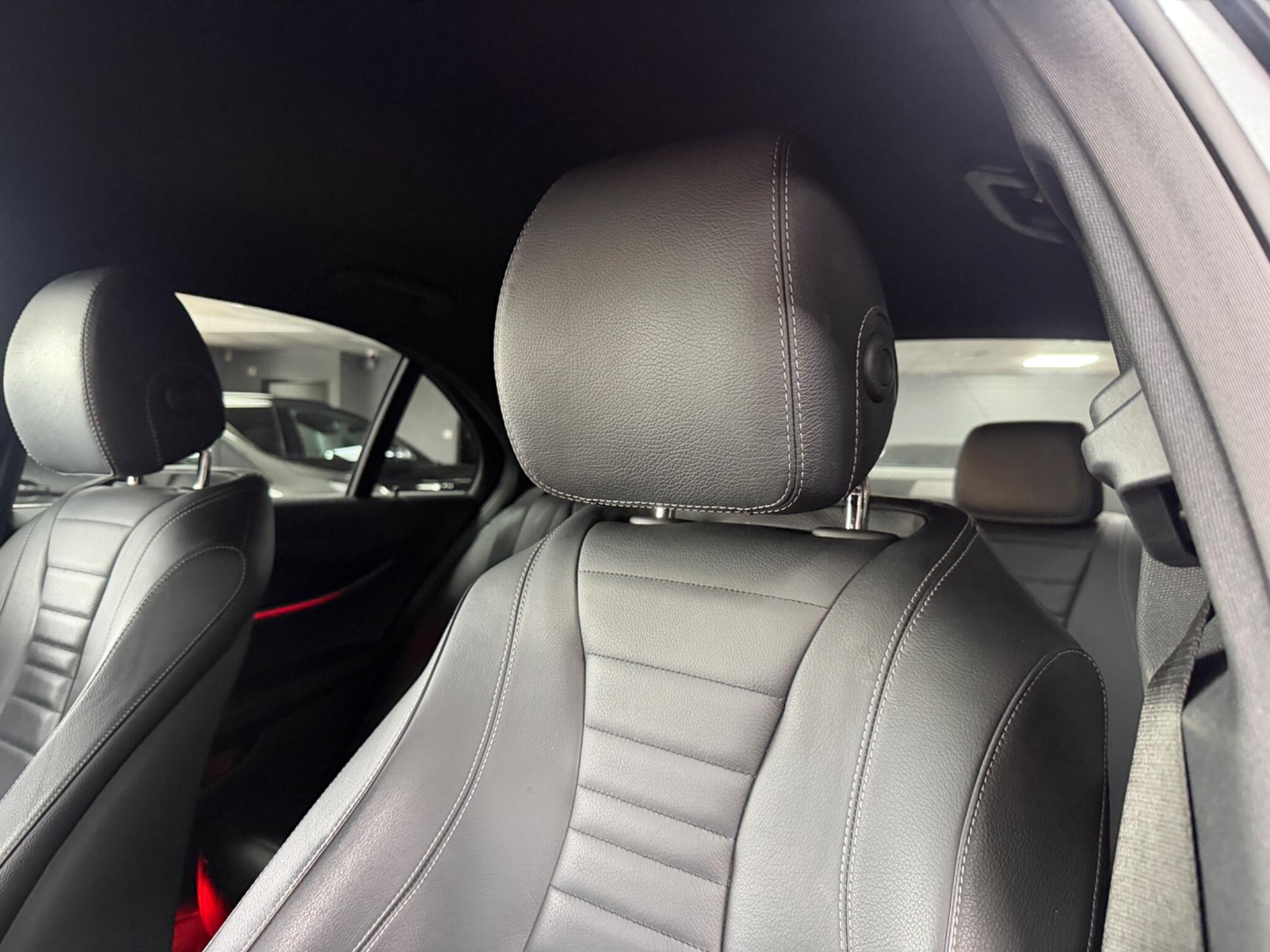 Mercedes-Benz E Class view 48