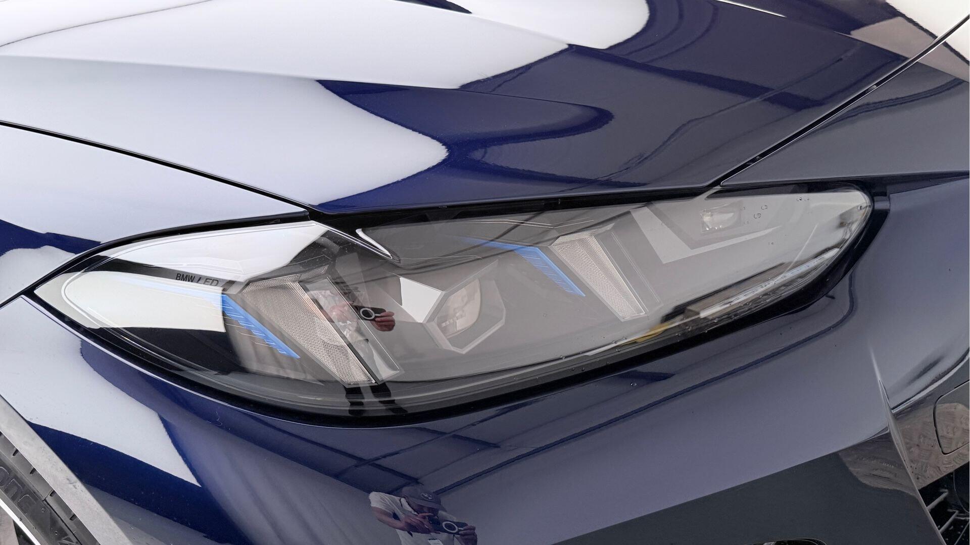 BMW i4 view 22