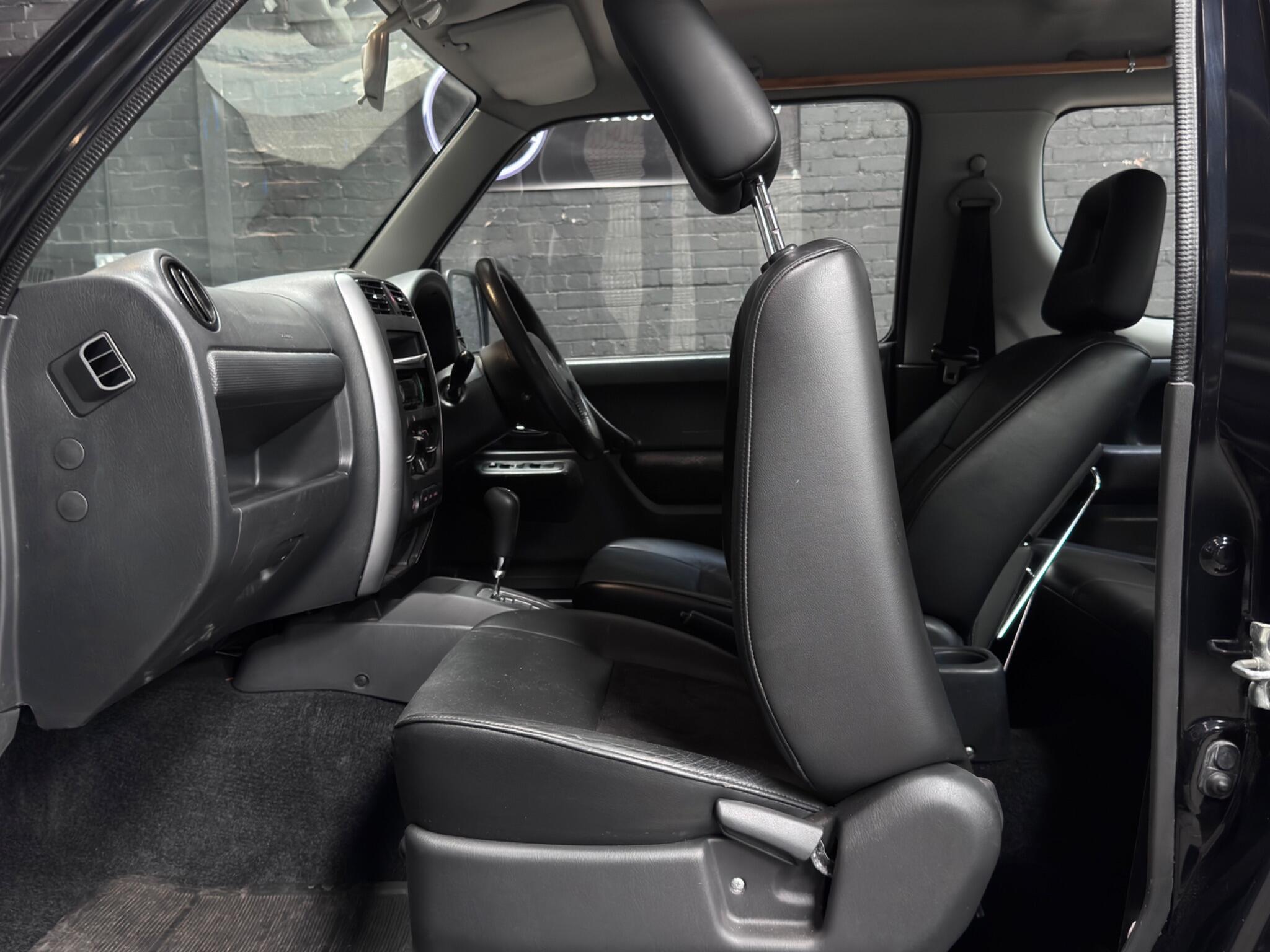 Suzuki Jimny view 21