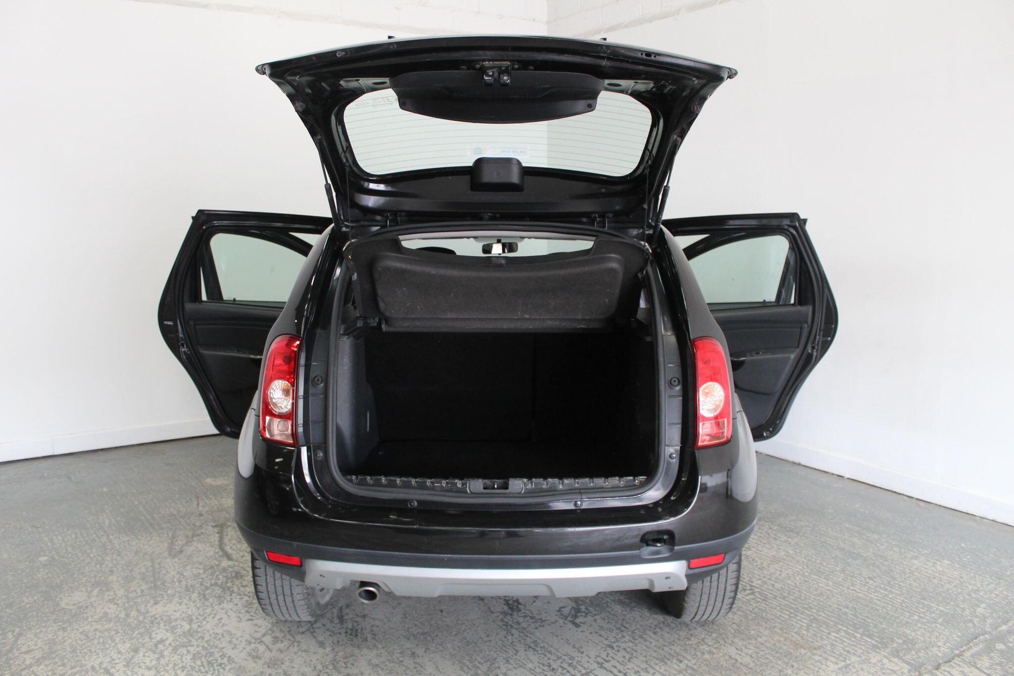 Dacia Duster view 22