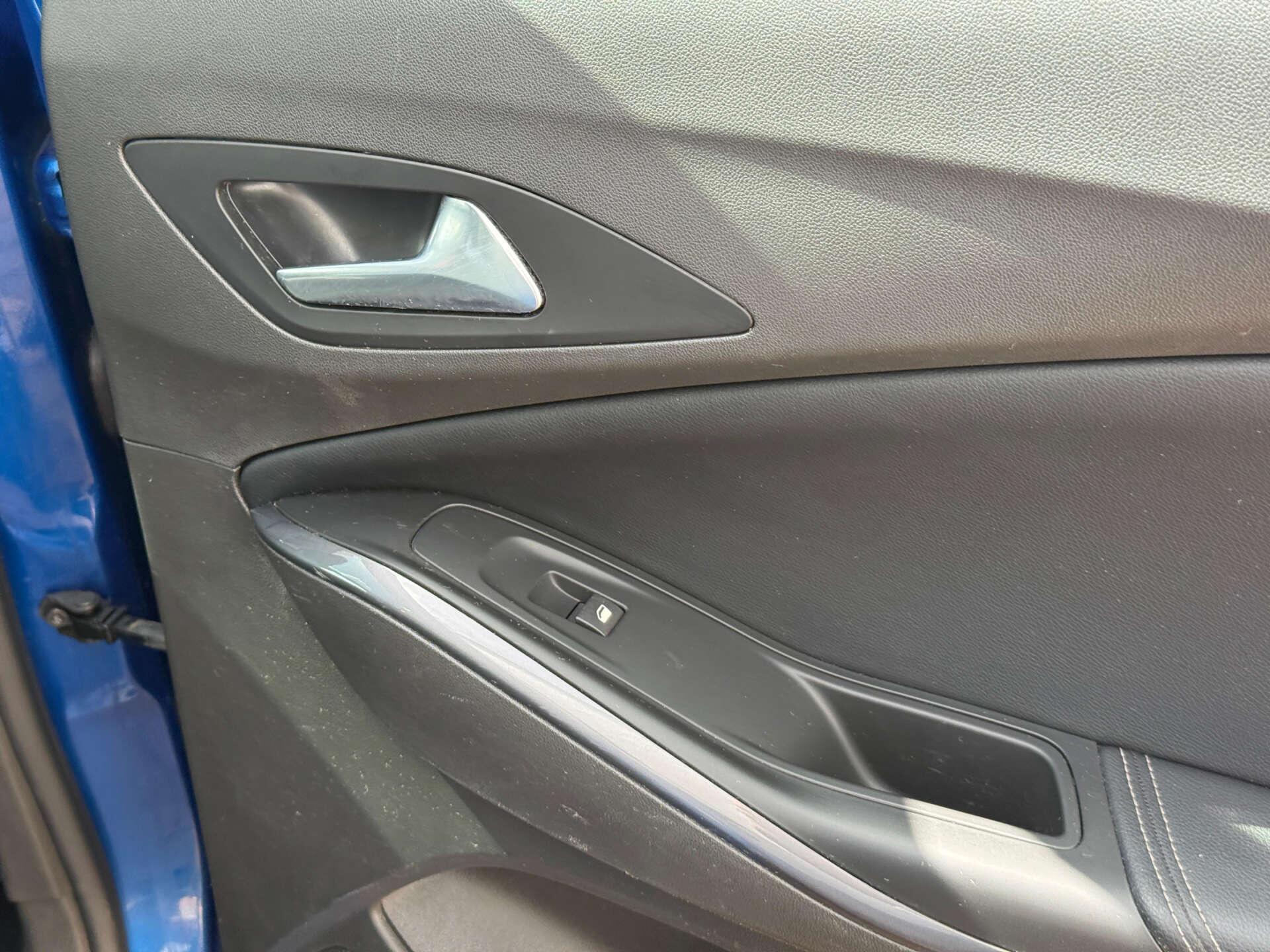 Vauxhall Grandland X view 41