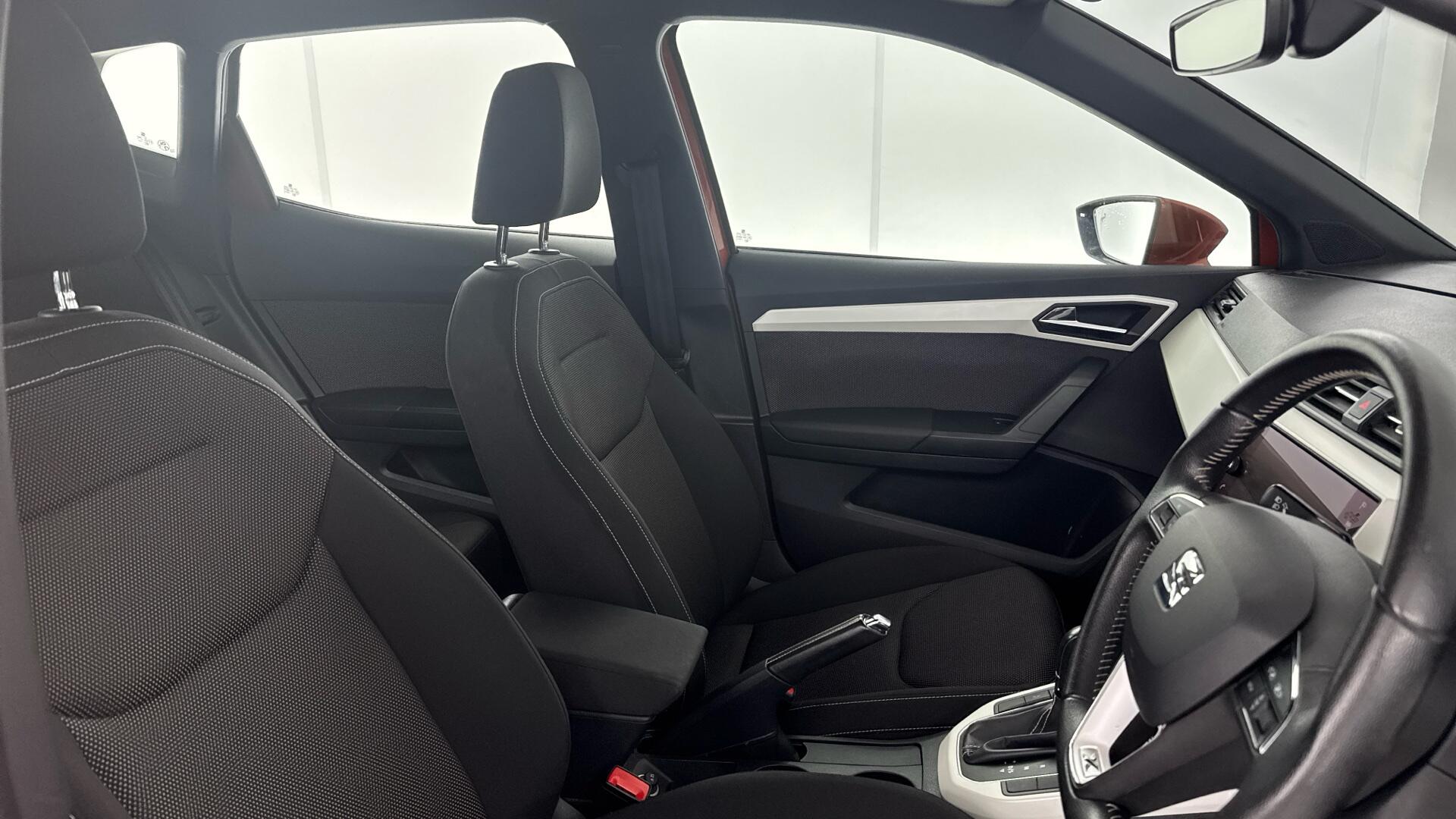 Seat Arona view 16