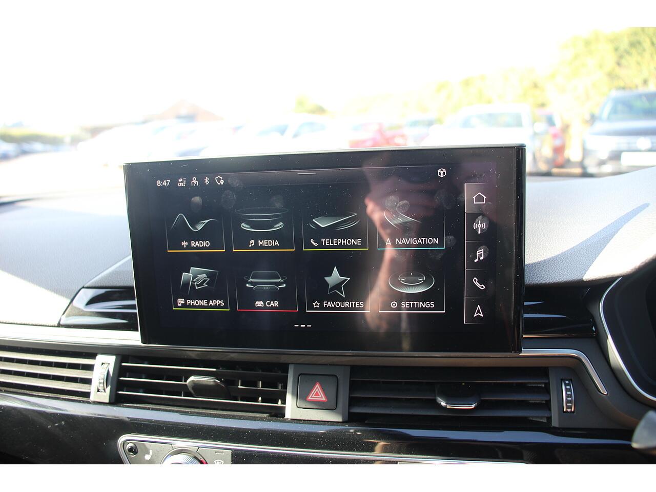 Audi A4 view 22