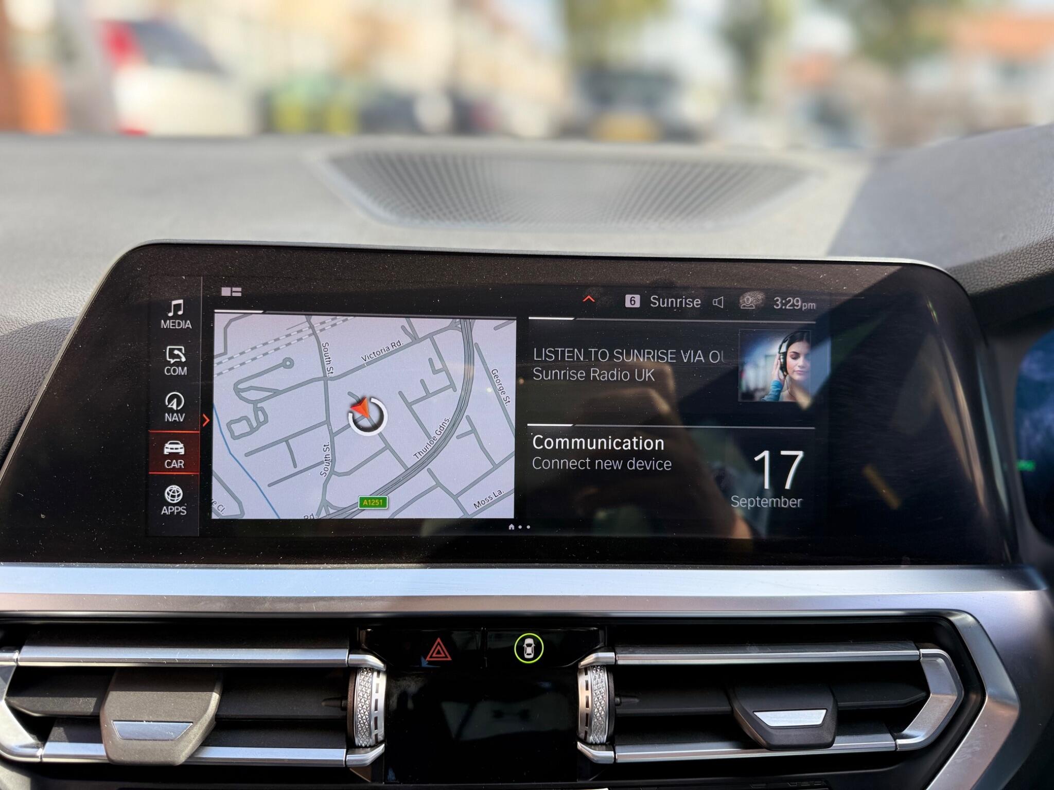 BMW 3 Series view 23
